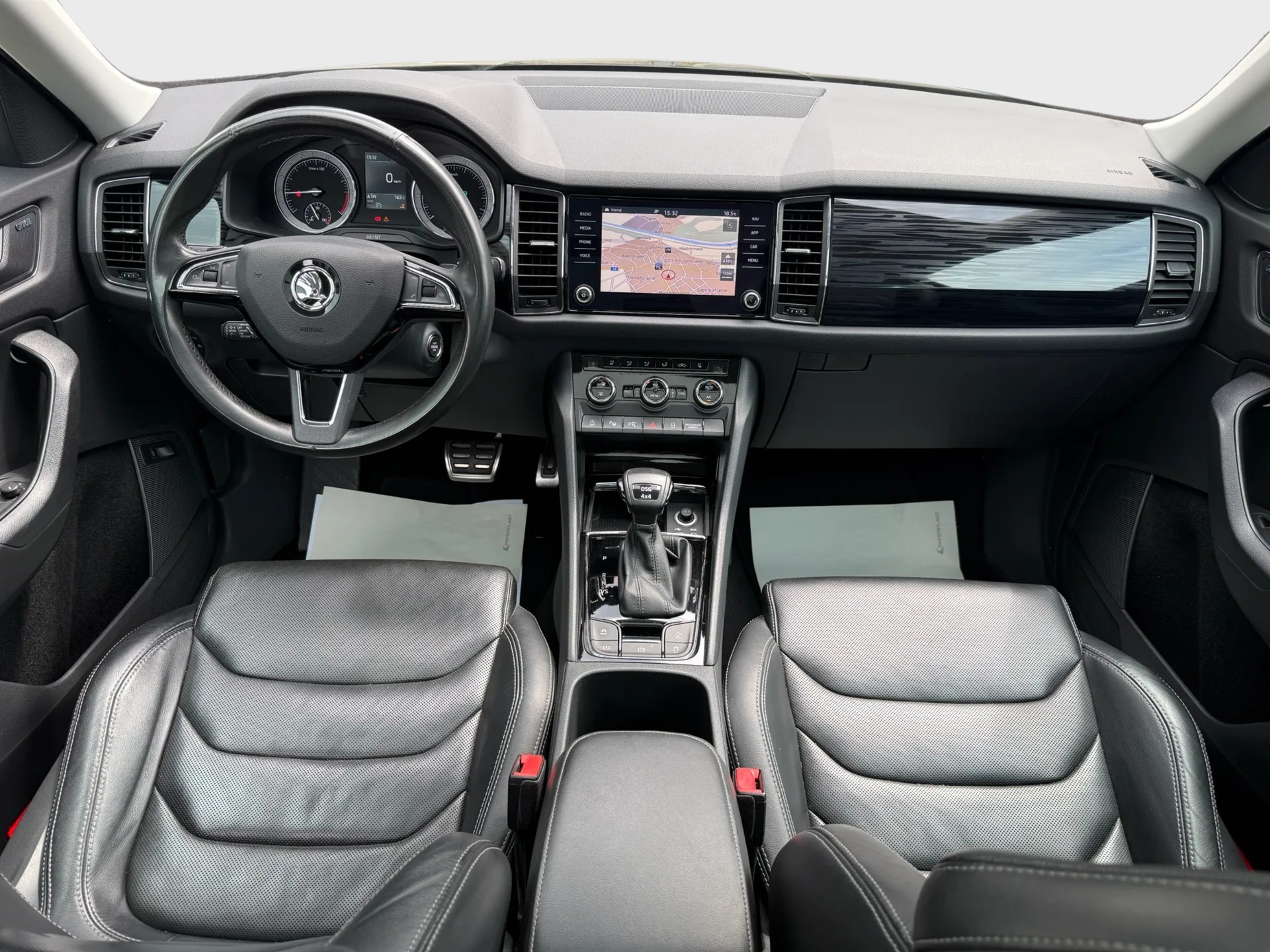 SKODA Kodiaq 2.0 TDI 4x4 DSG 7 Plätzer-image-8