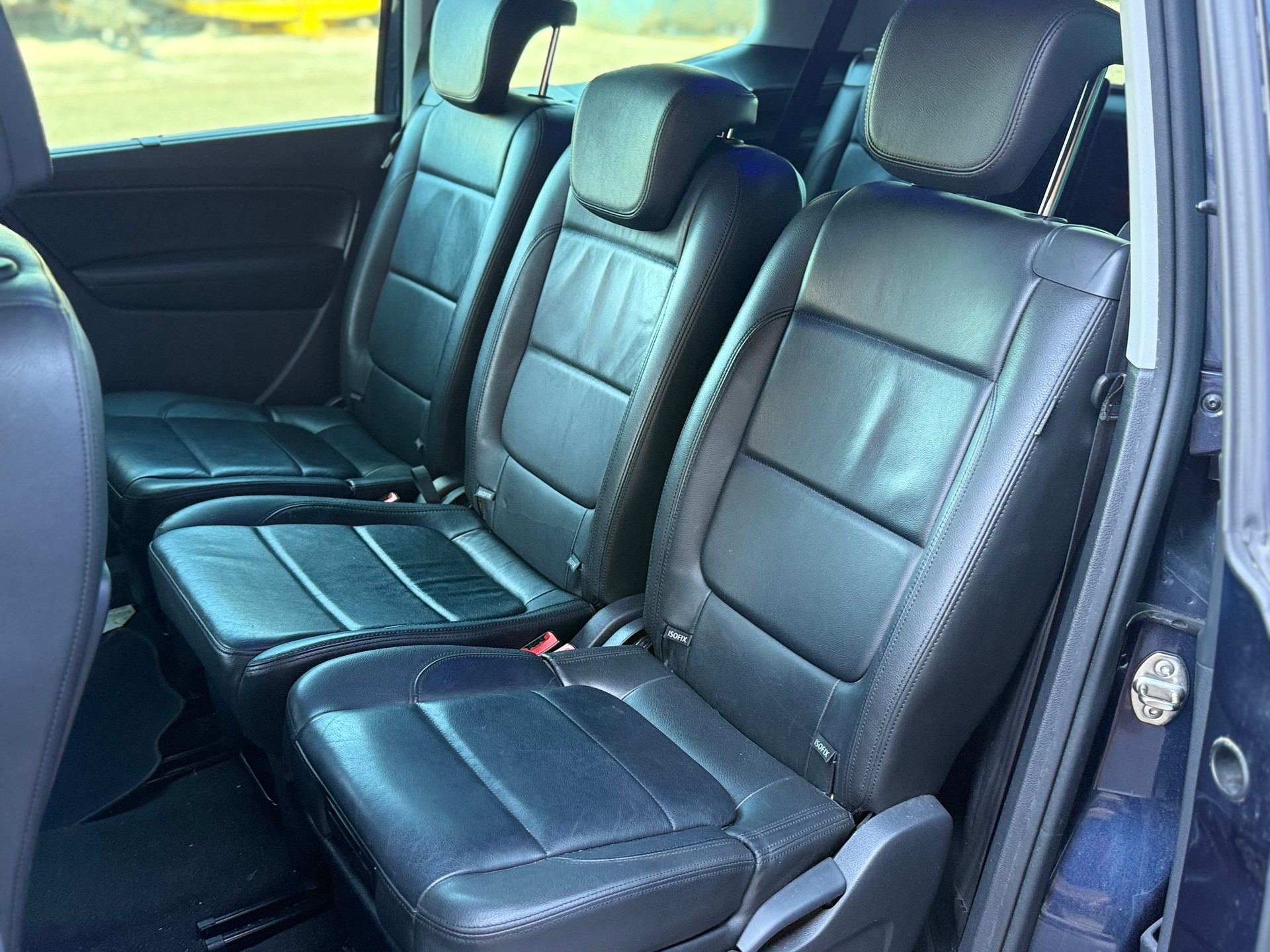 VW Sharan 2.0 TDI BlueMotion Technology Highline DSG-image-4