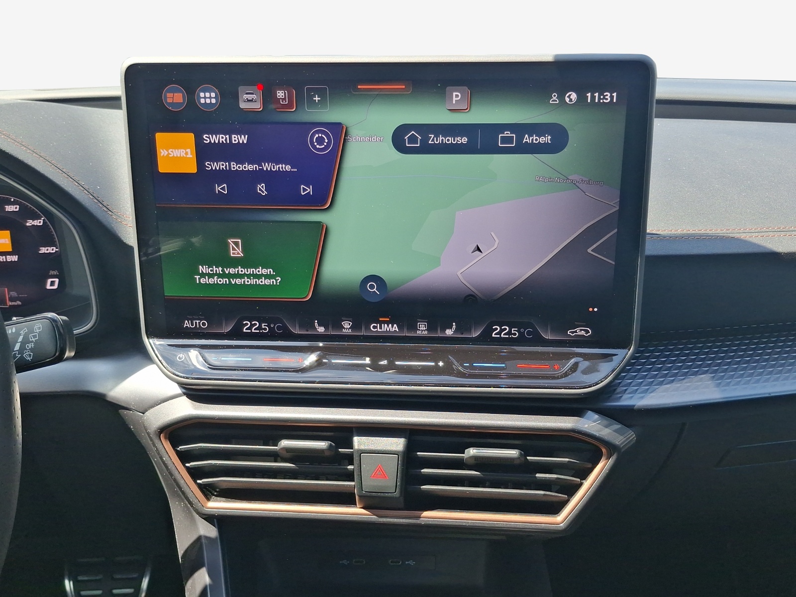 CUPRA LEON ST 1.5 eTSI DSG-image-10