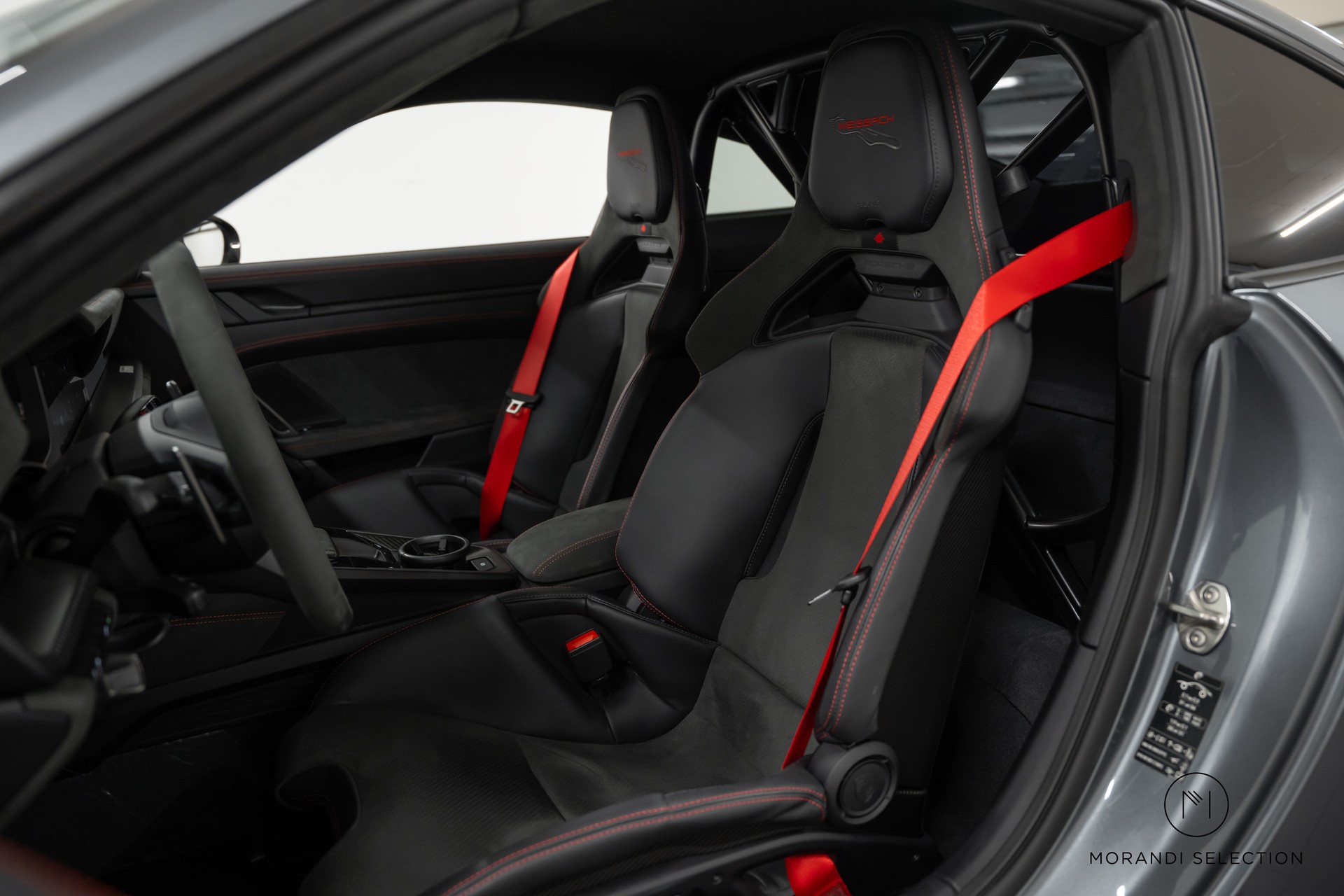 PORSCHE 911 Coupé 4.0 GT3 PDK Weissach-image-15