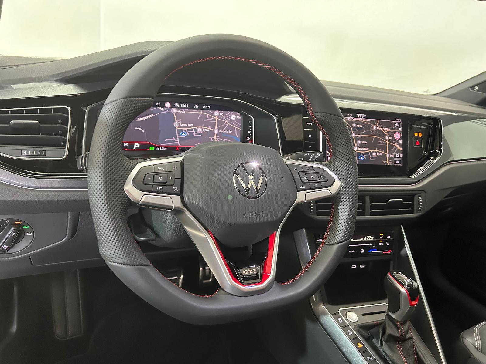 VW Polo 2.0 TSI GTI DSG-image-5