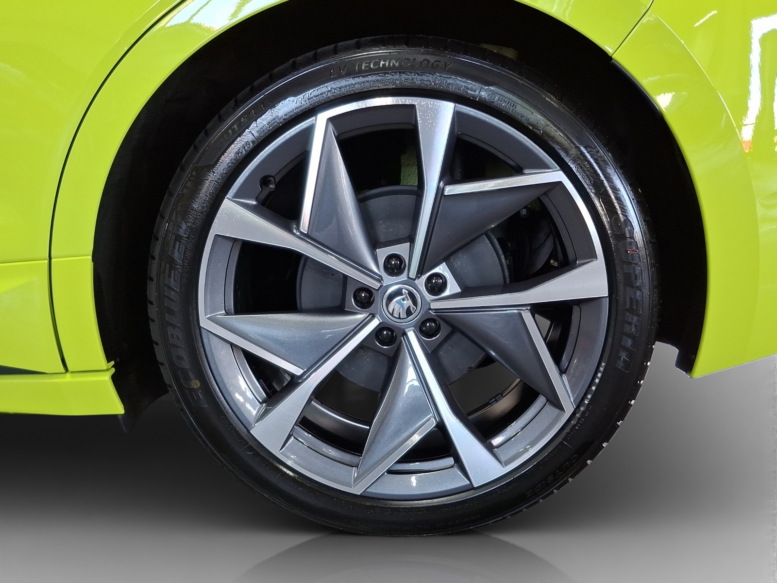 SKODA Enyaq Coupé RS iV 80 4x4-image-14