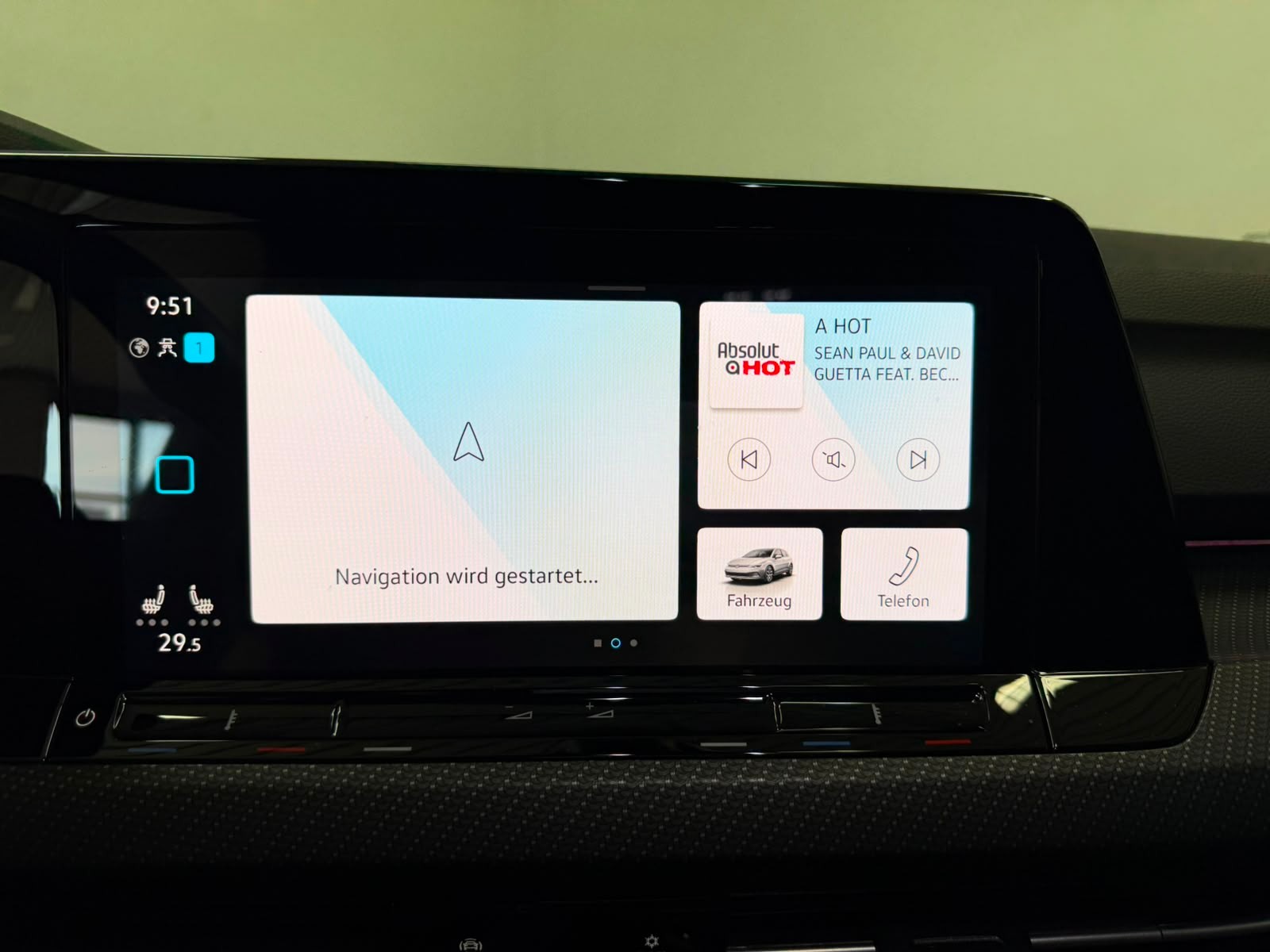VW Golf 2.0 TSI R-Line DSG 4 Motion-image-12