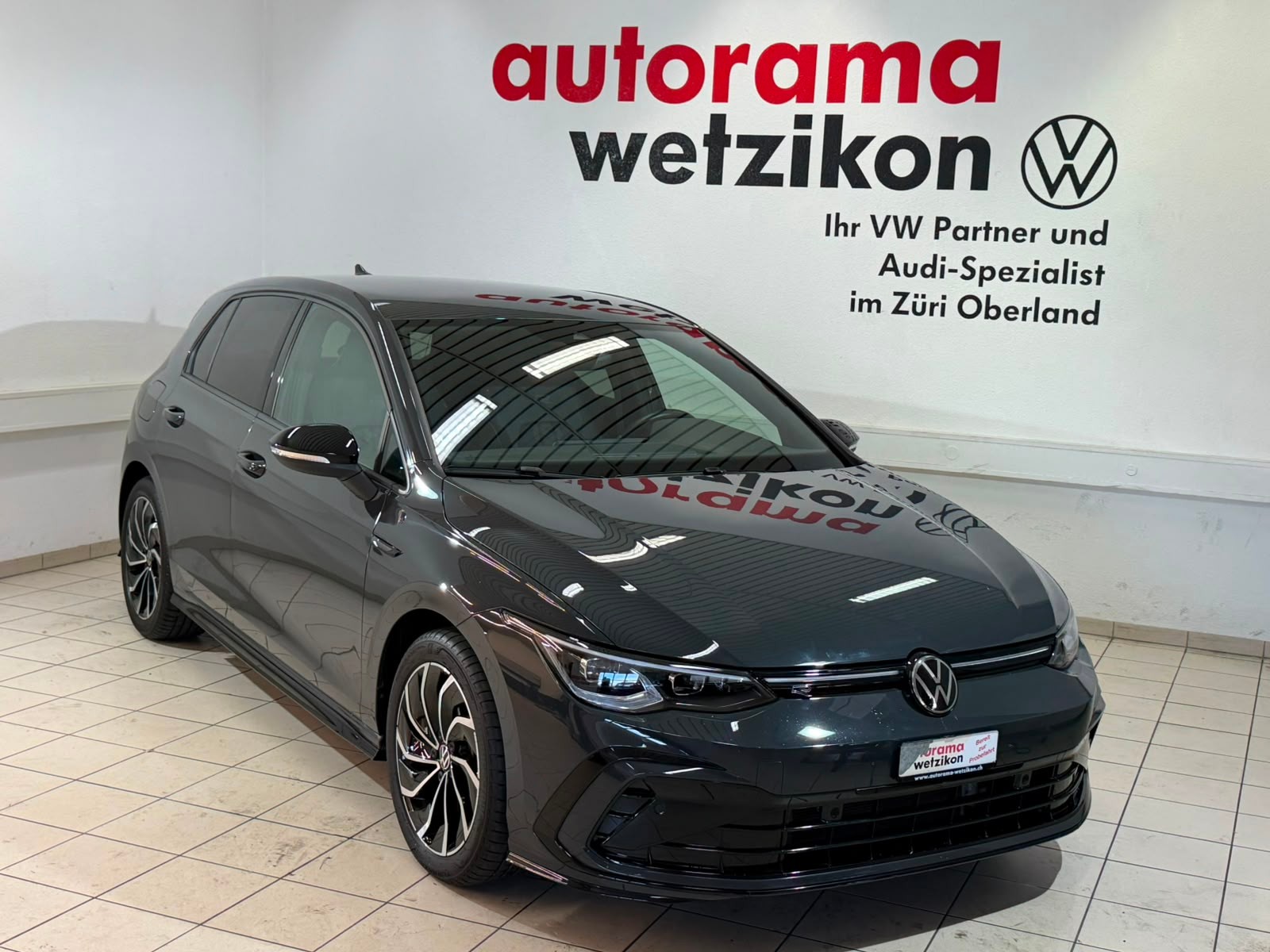 VW Golf 2.0 TSI R-Line DSG 4 Motion-image-1