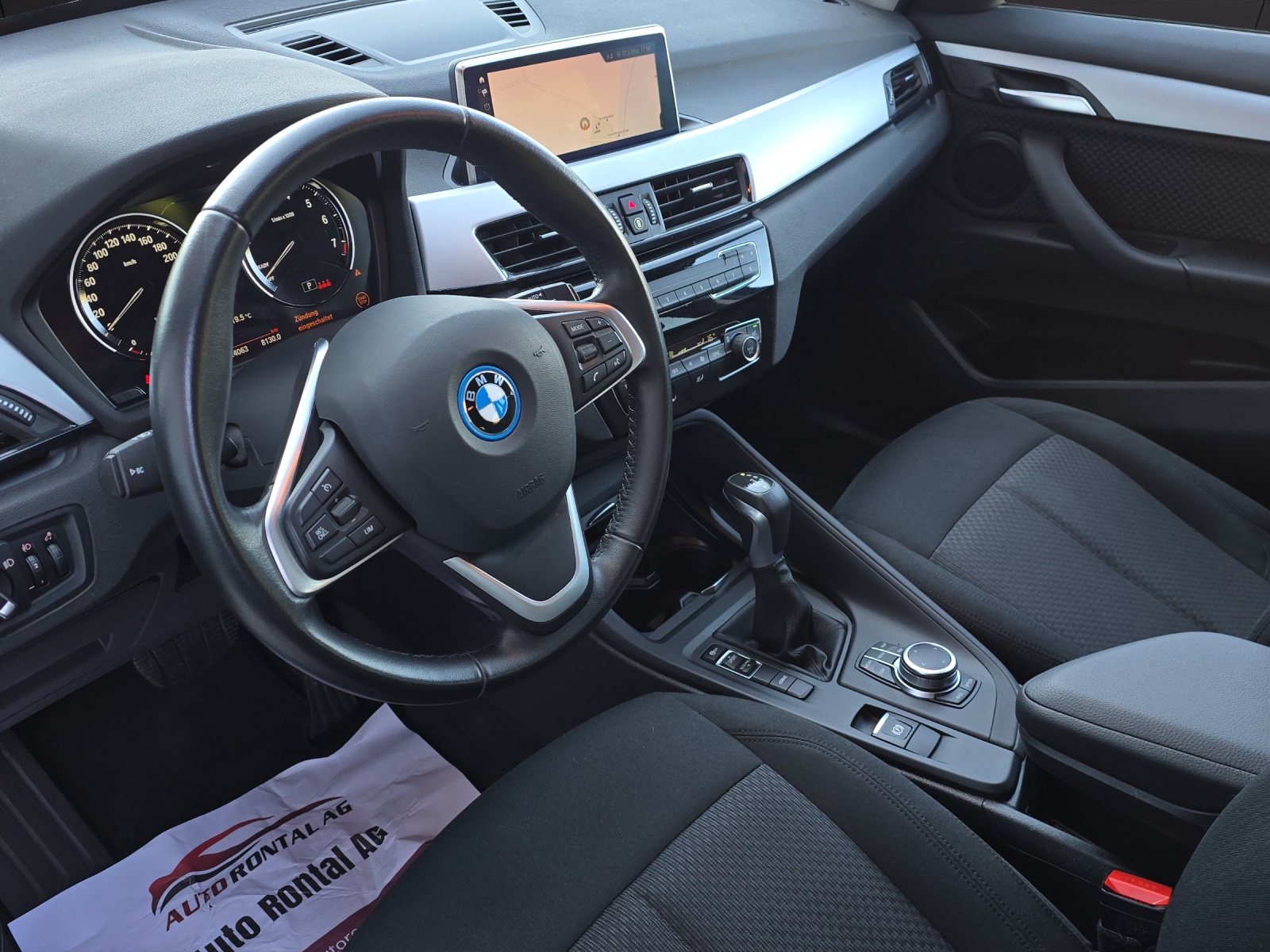 BMW X1 xDrive 25e Steptronic-image-9