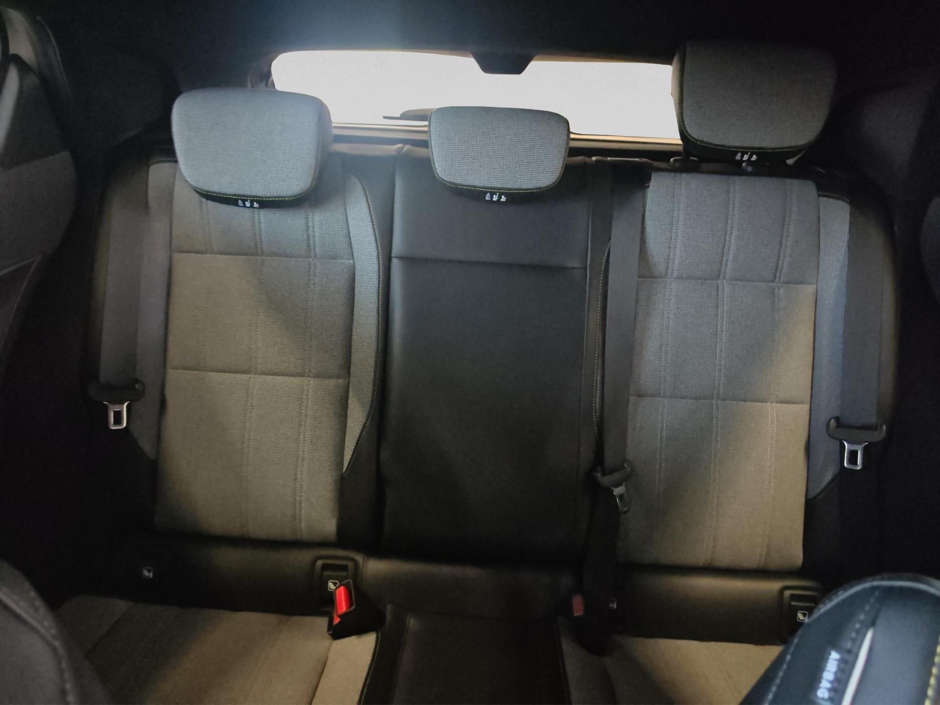 RENAULT Mégane E-TECH EV60 Techno-image-24