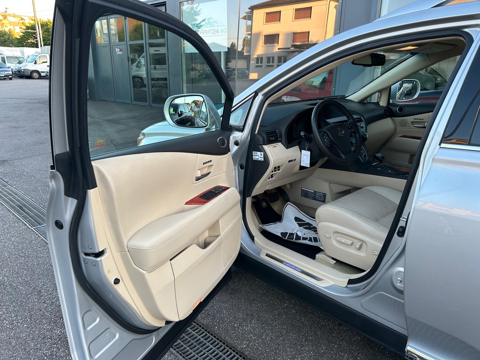 LEXUS RX 450h Executive AWD Automatic-image-9