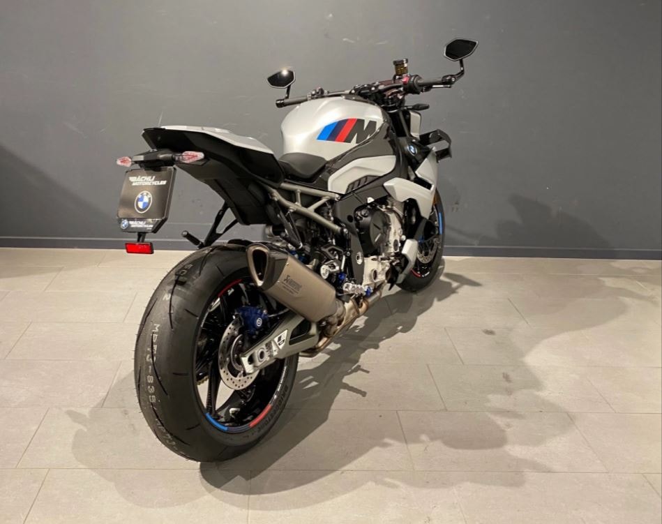 BMW M 1000 R-image-5