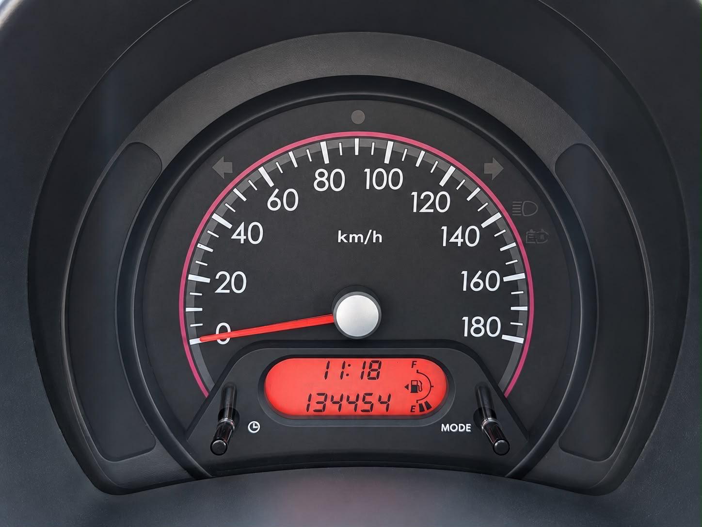 NISSAN Pixo 1.0 acenta-image-9