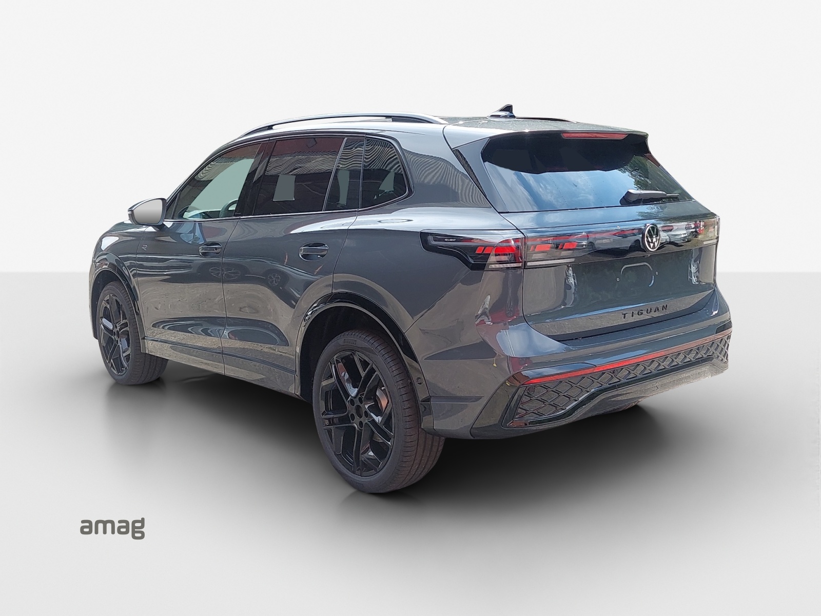 VW Tiguan 2.0 TSI DSG R-Line 4Motion-showroom-element-2