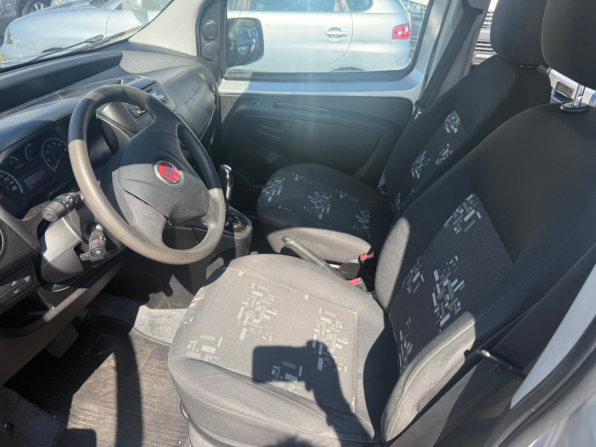 FIAT Qubo 1.3 JTD MyLife Dualogic-image-10