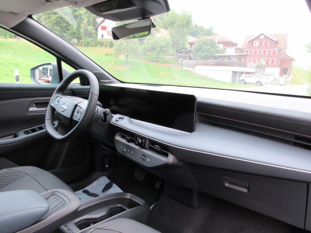 NISSAN Leaf 75 kWh Evolve-image-16