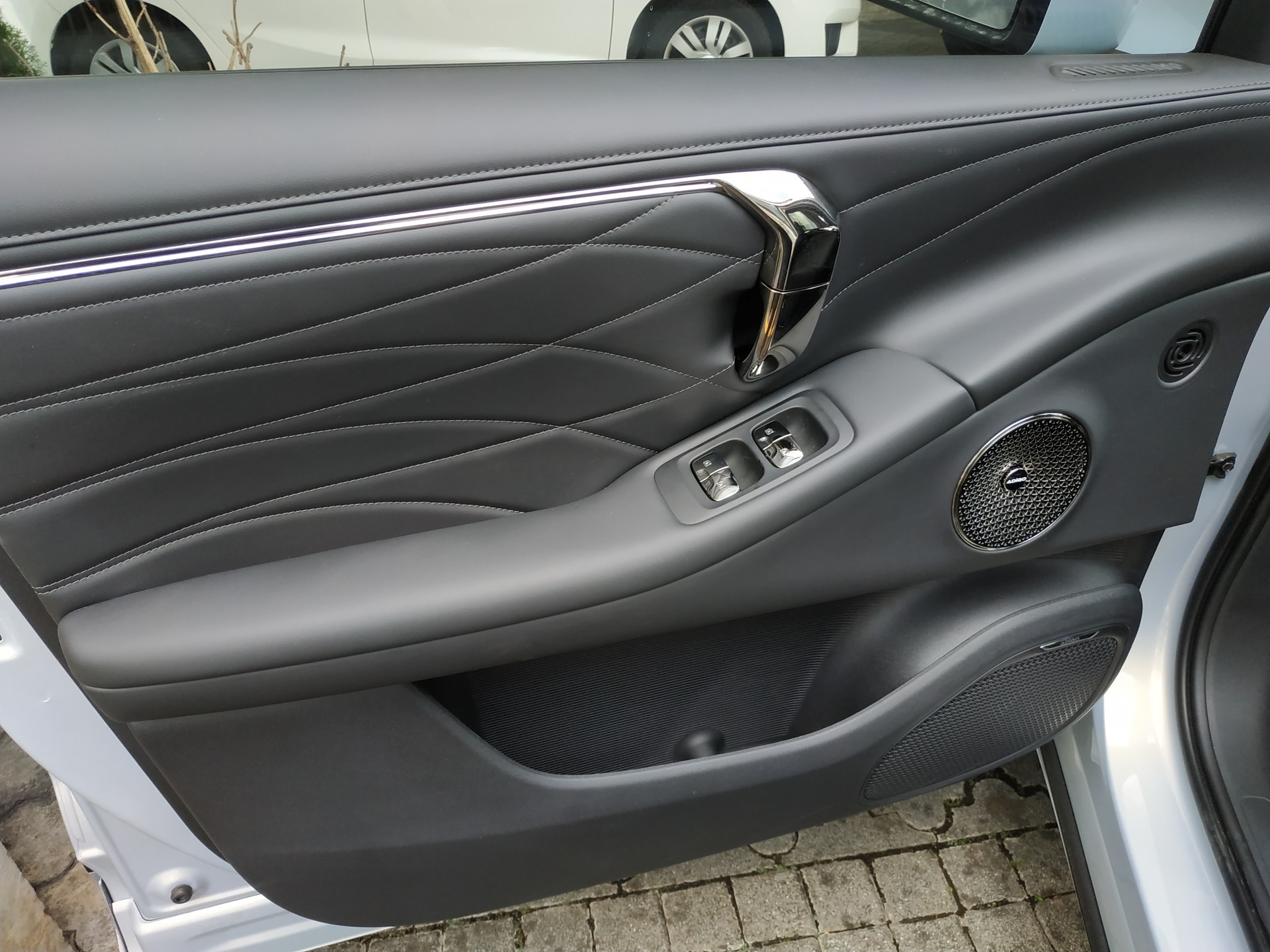 GAC AION V-image-16