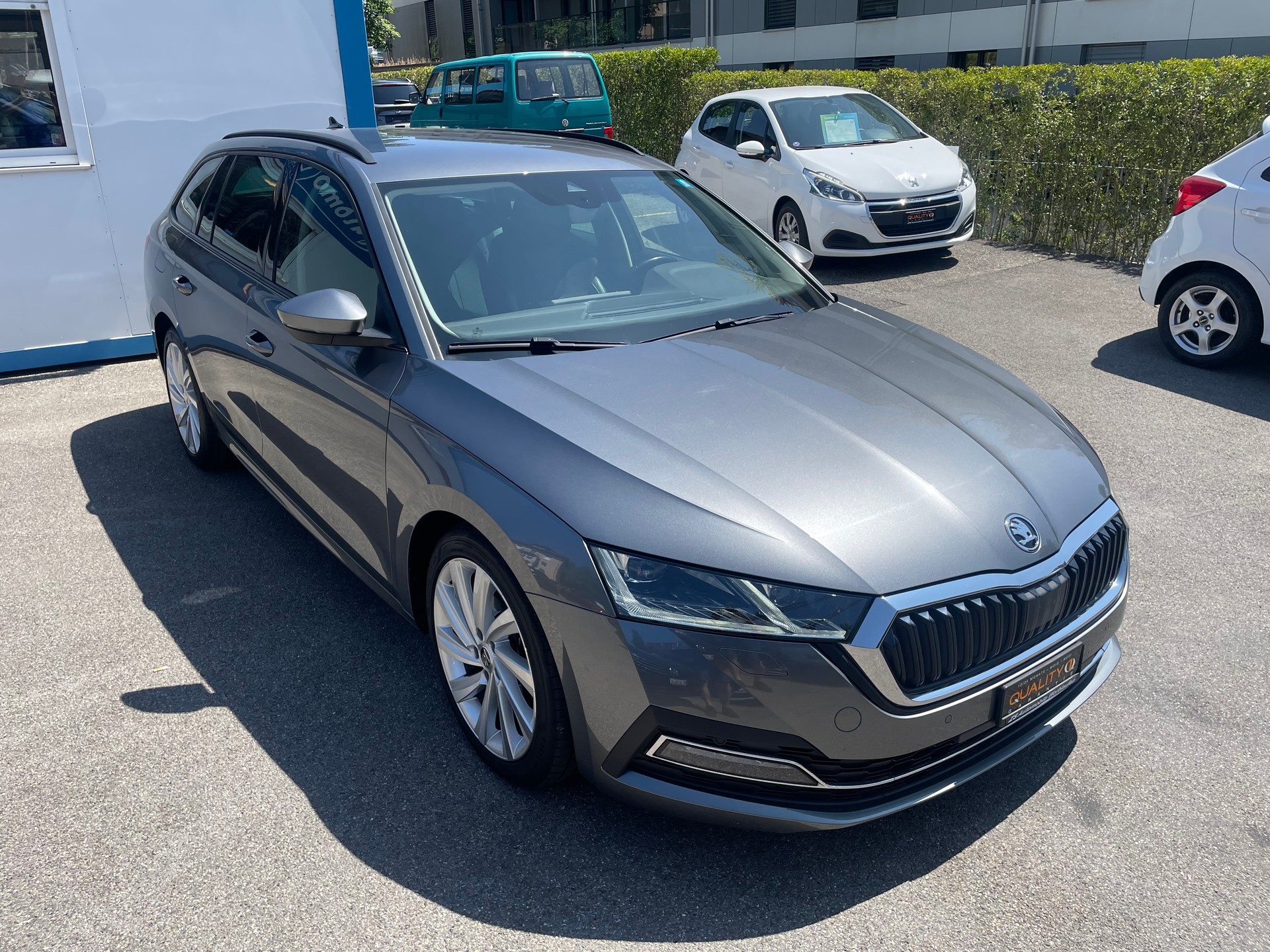 SKODA Octavia Combi 2.0 TDI DSG Style 4x4-image-4