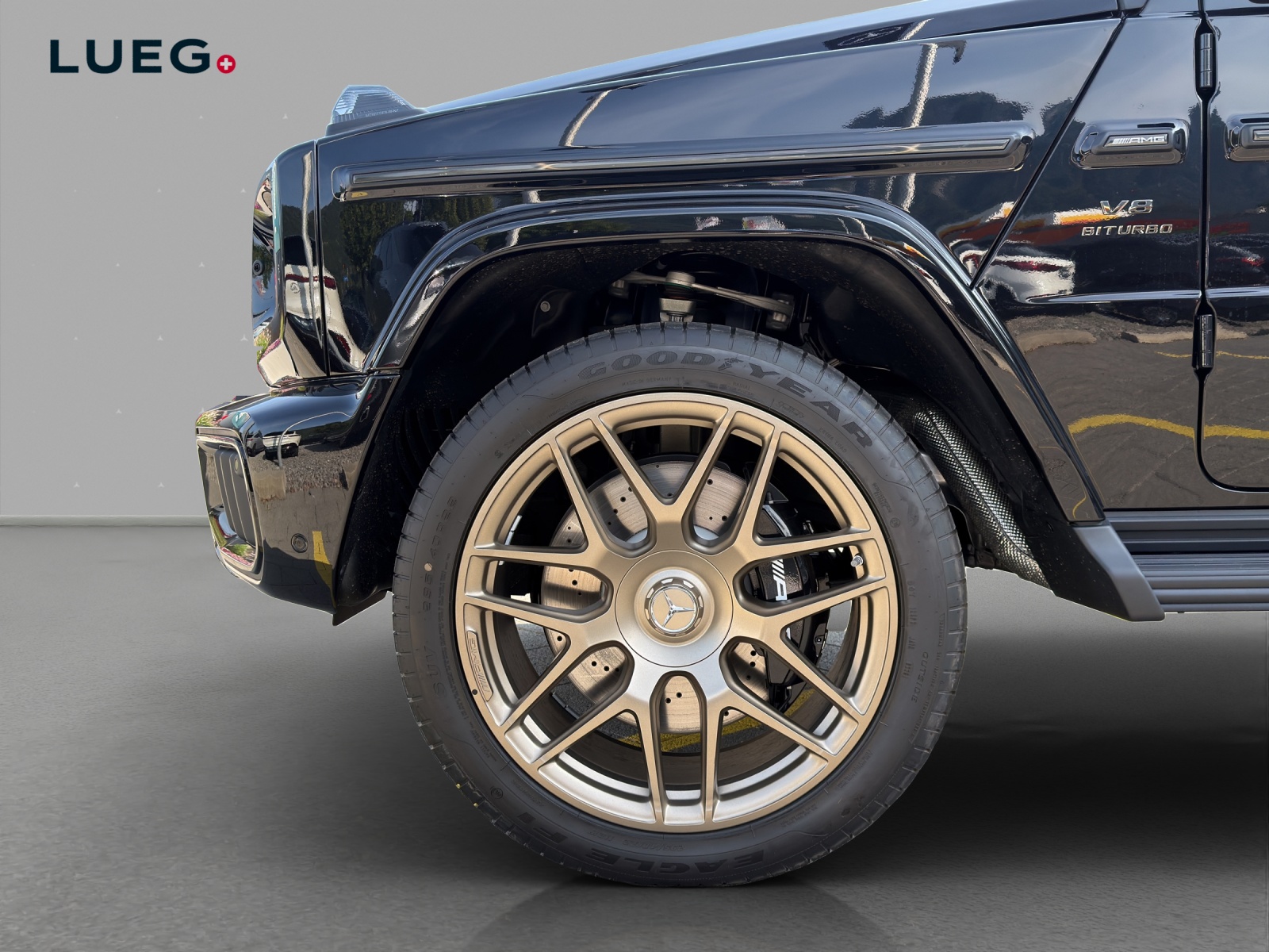 MERCEDES-BENZ G 63 AMG 9G-Tronic-image-6