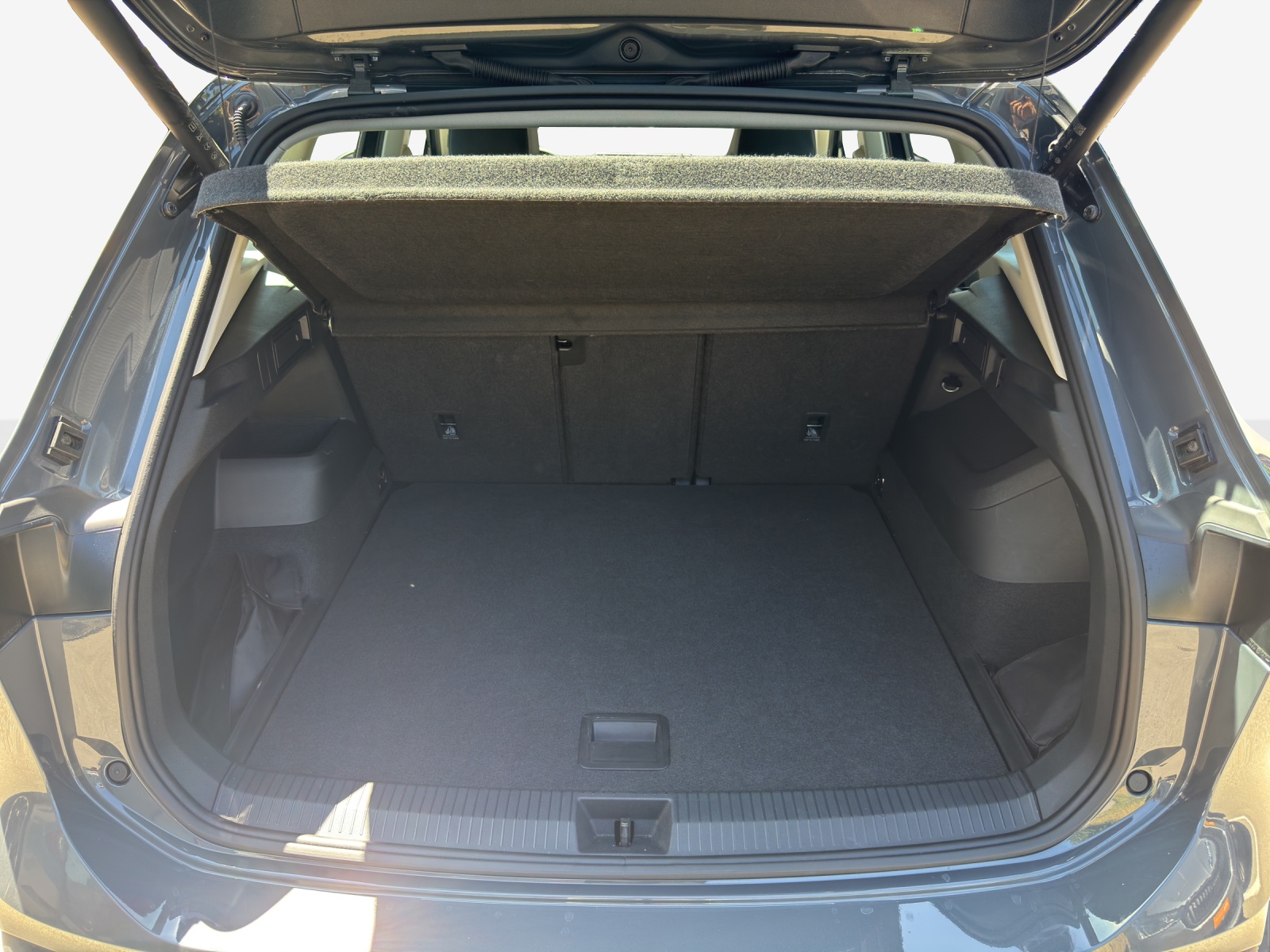 VW Tiguan 2.0 TSI DSG Life 4Motion-image-12