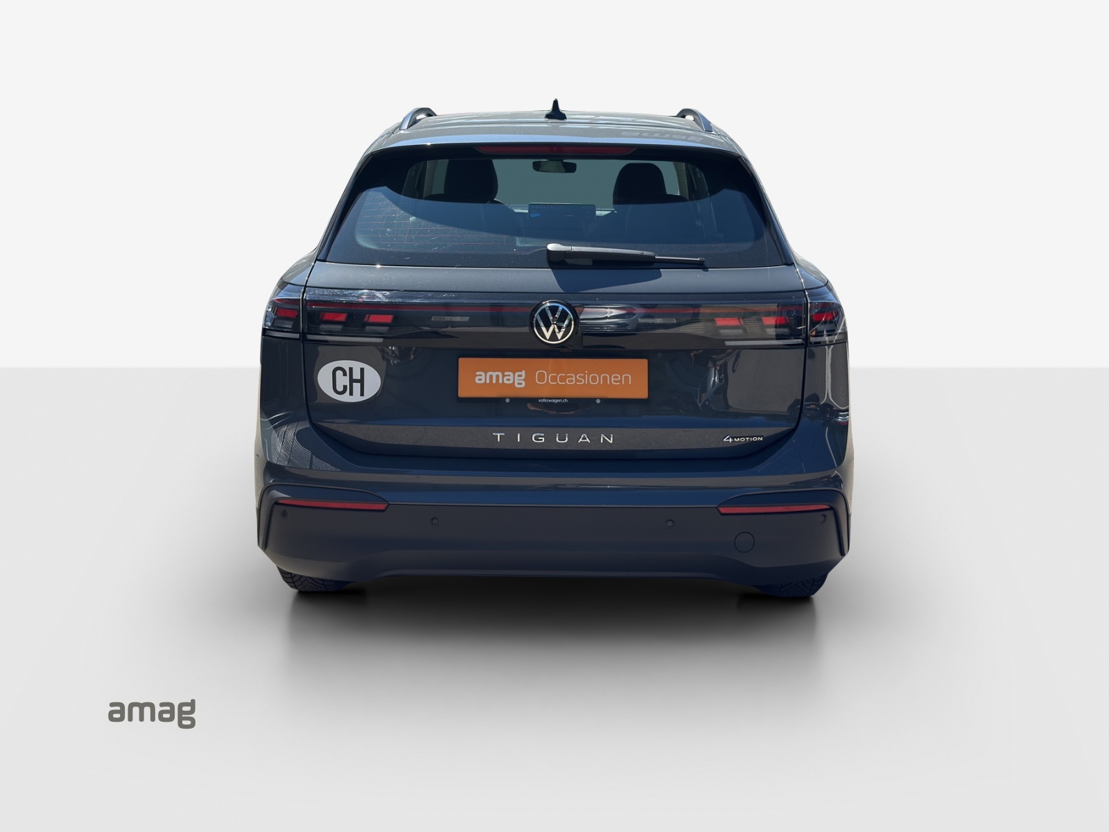 VW Tiguan 2.0 TSI DSG Life 4Motion-image-3