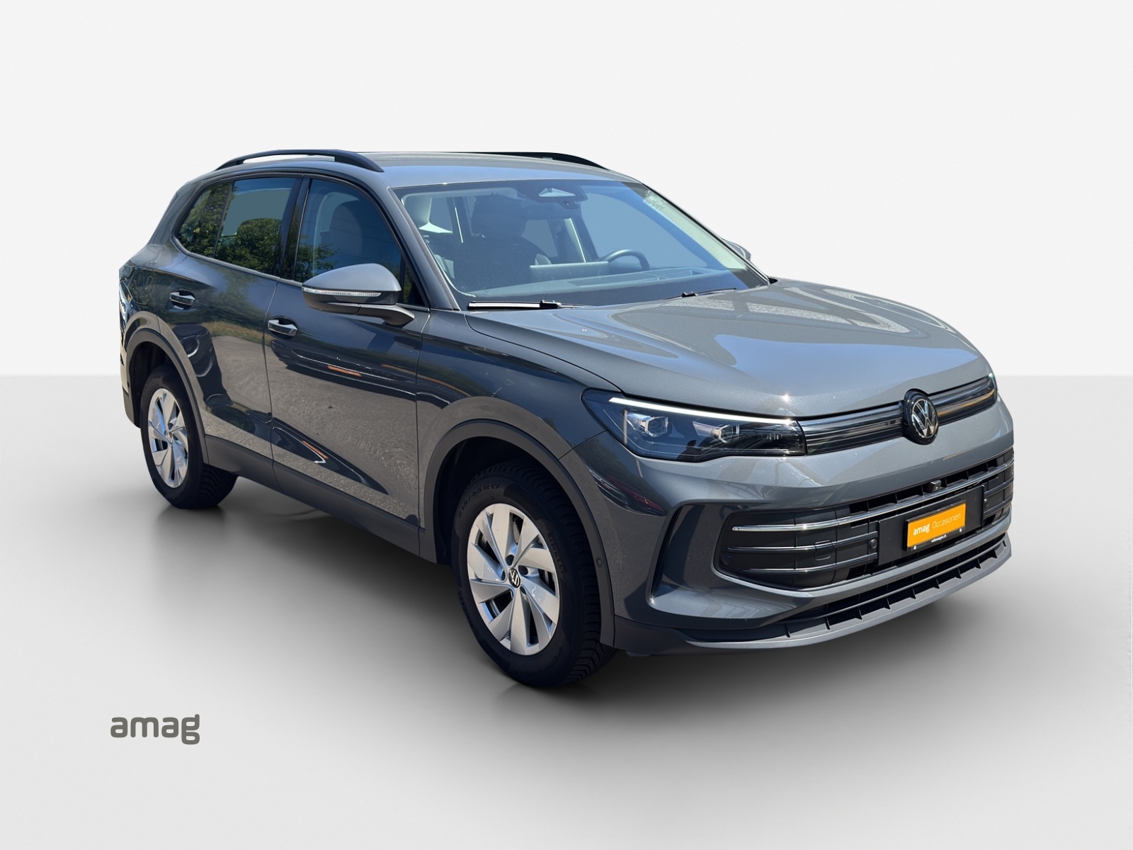 VW Tiguan 2.0 TSI DSG Life 4Motion-image-5