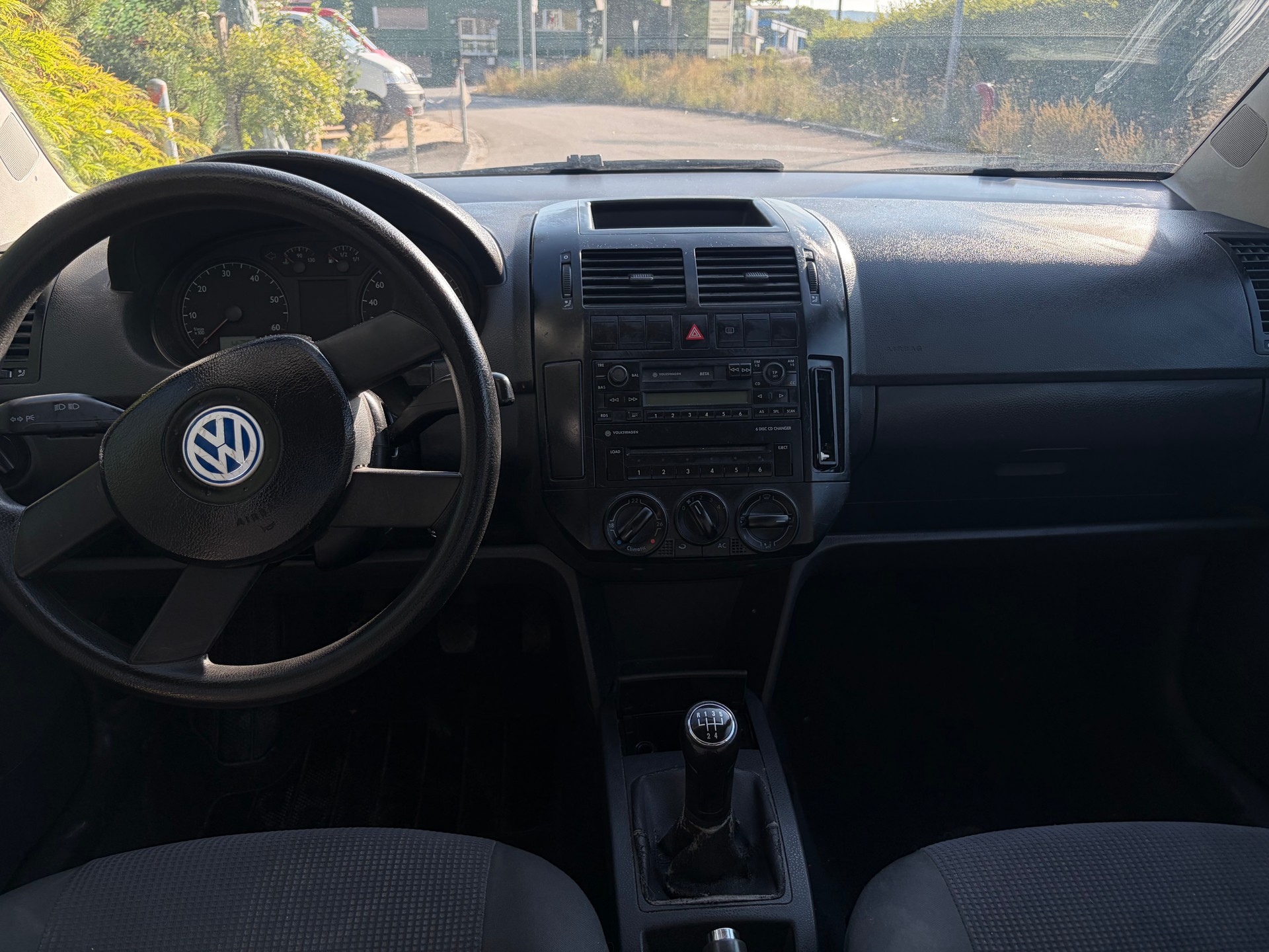 VW Polo 1.4 16V Highline-image-4