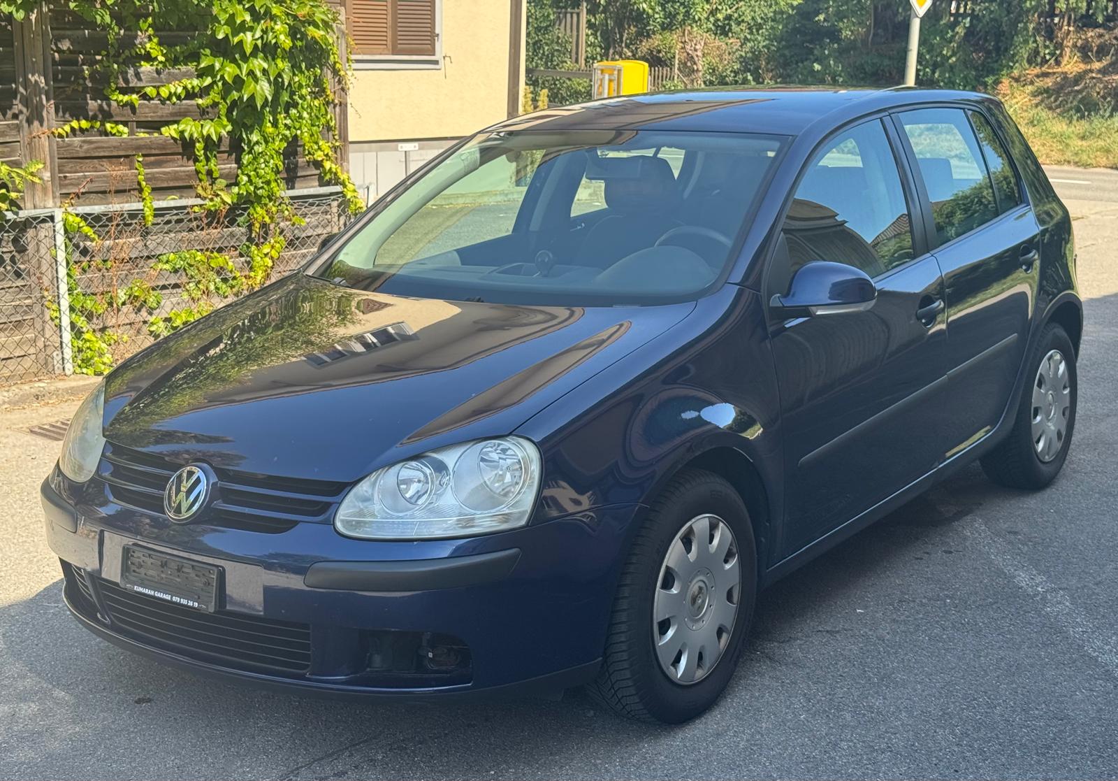 VW Golf 1.6 FSI Comfortline-image-2