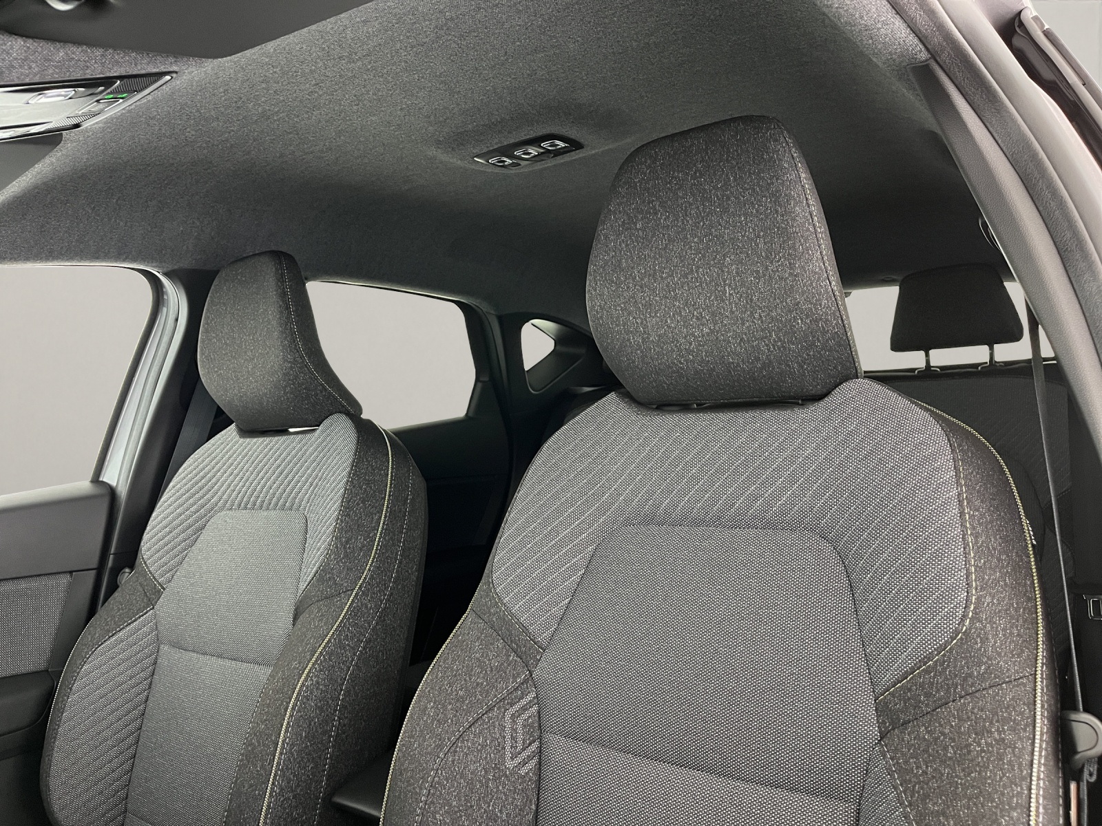 RENAULT Captur 1.8 E-Tech techno-image-14