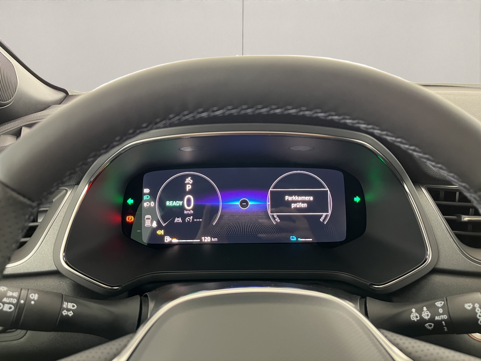 RENAULT Captur 1.8 E-Tech techno-image-10