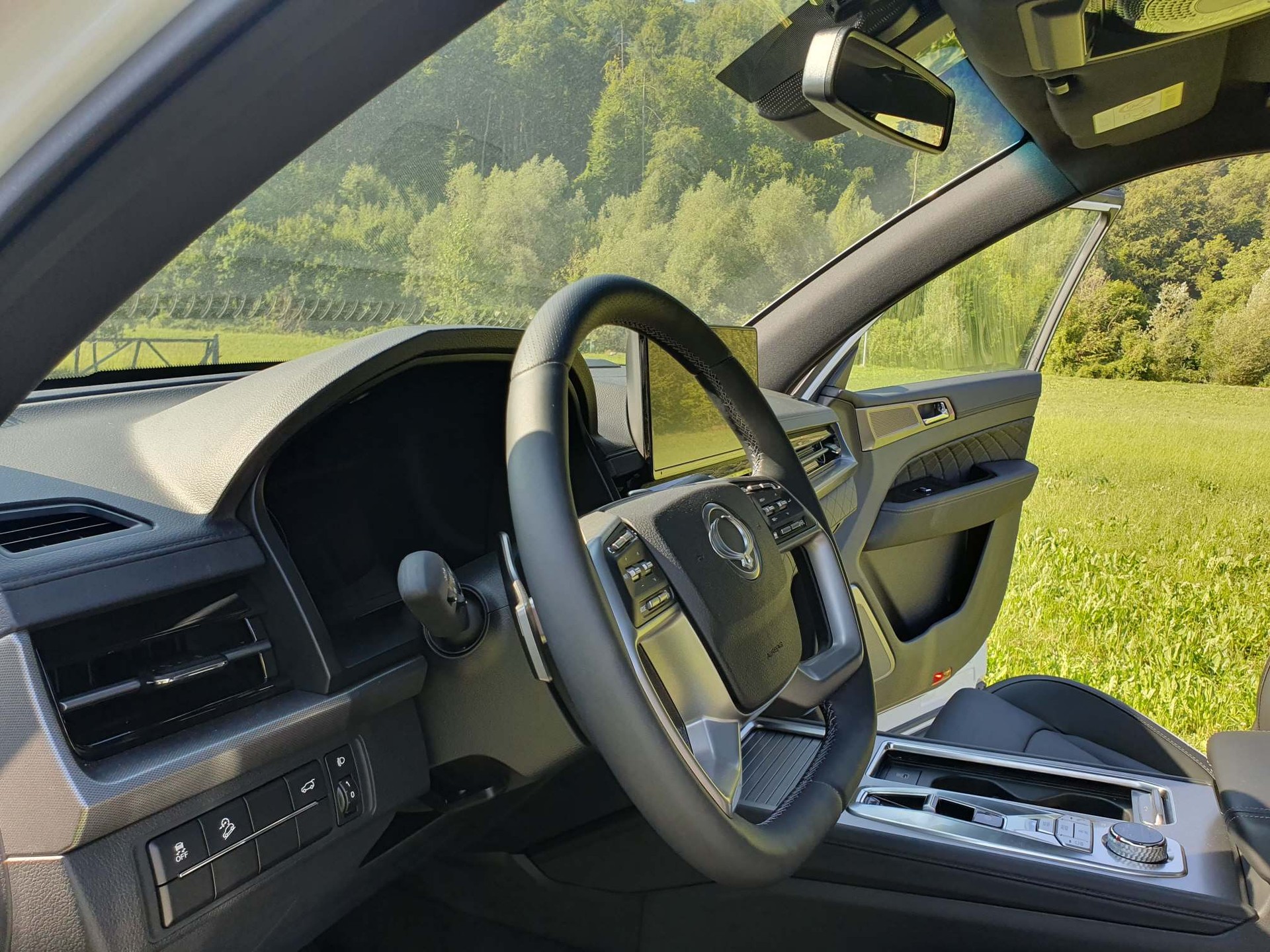 KGM-SsangYong Rexton RX 2.2 CRDi White Pearl Edition-image-8