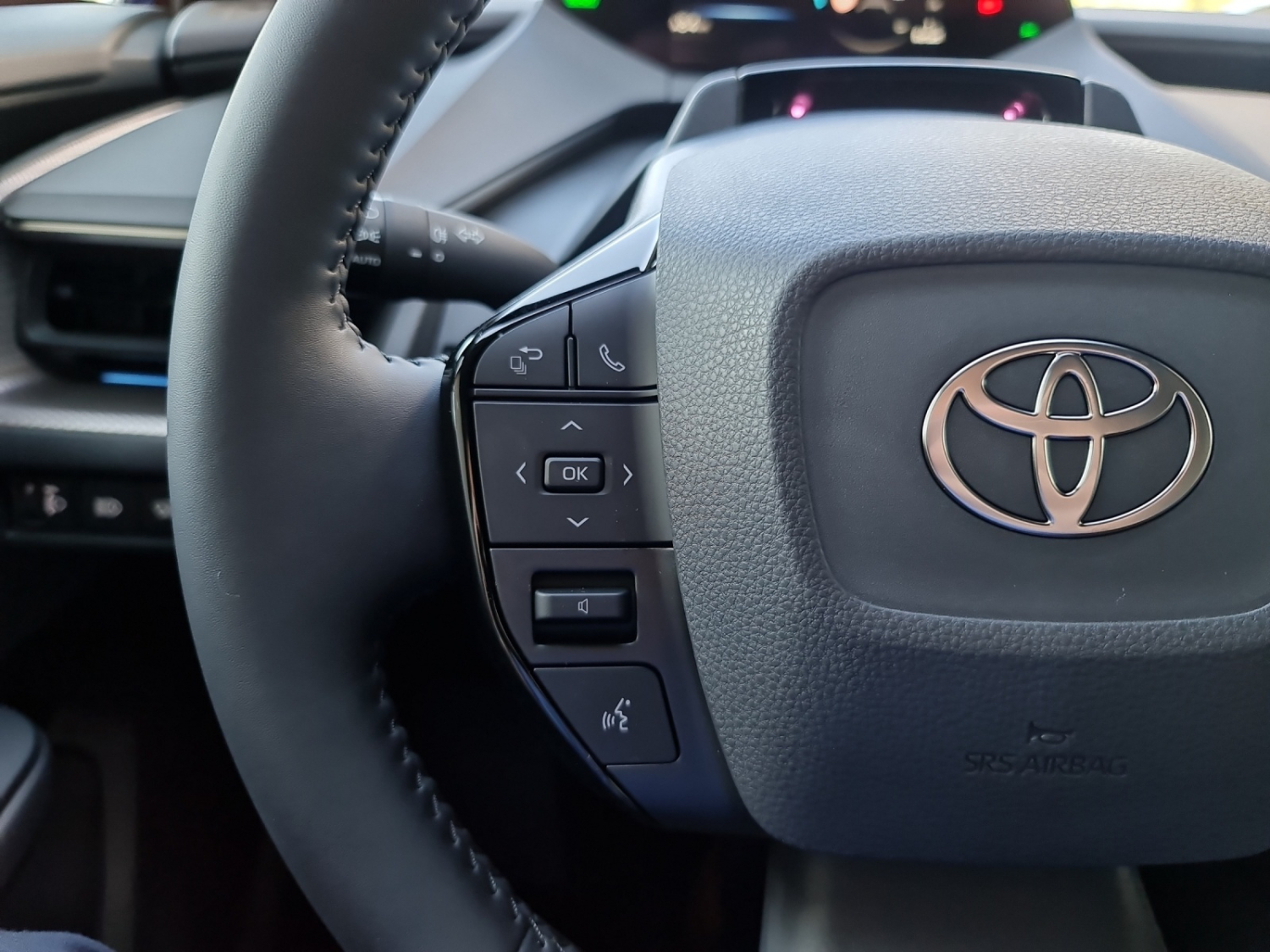 TOYOTA Prius 2.0 Plug-In-Hybrid Trend-image-18