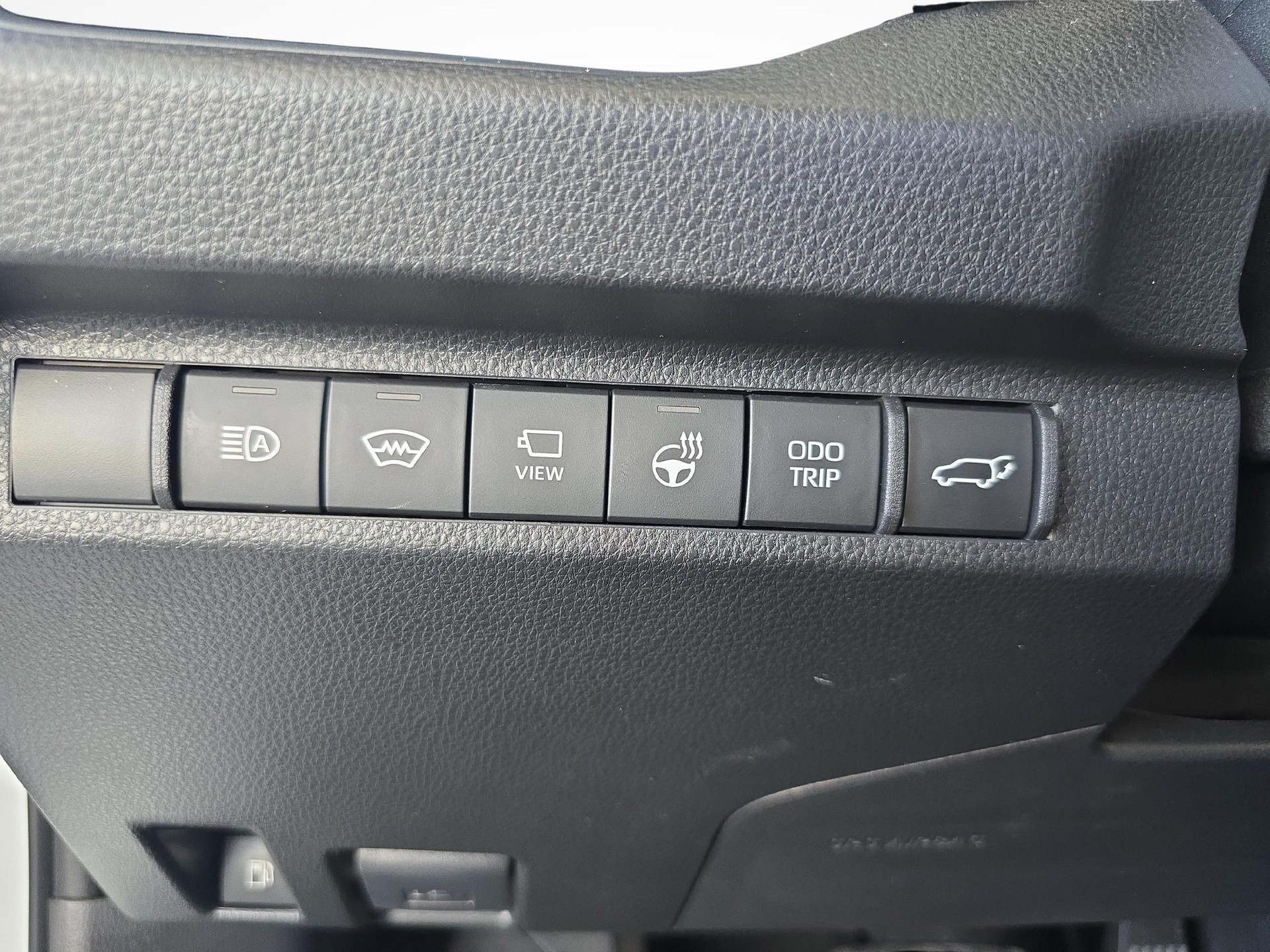 TOYOTA RAV4 2.5 Plug-In-Hybrid GR Sport / ab 3,99% Leasing bei Abschluss einer Protect Autoversicherung-image-19