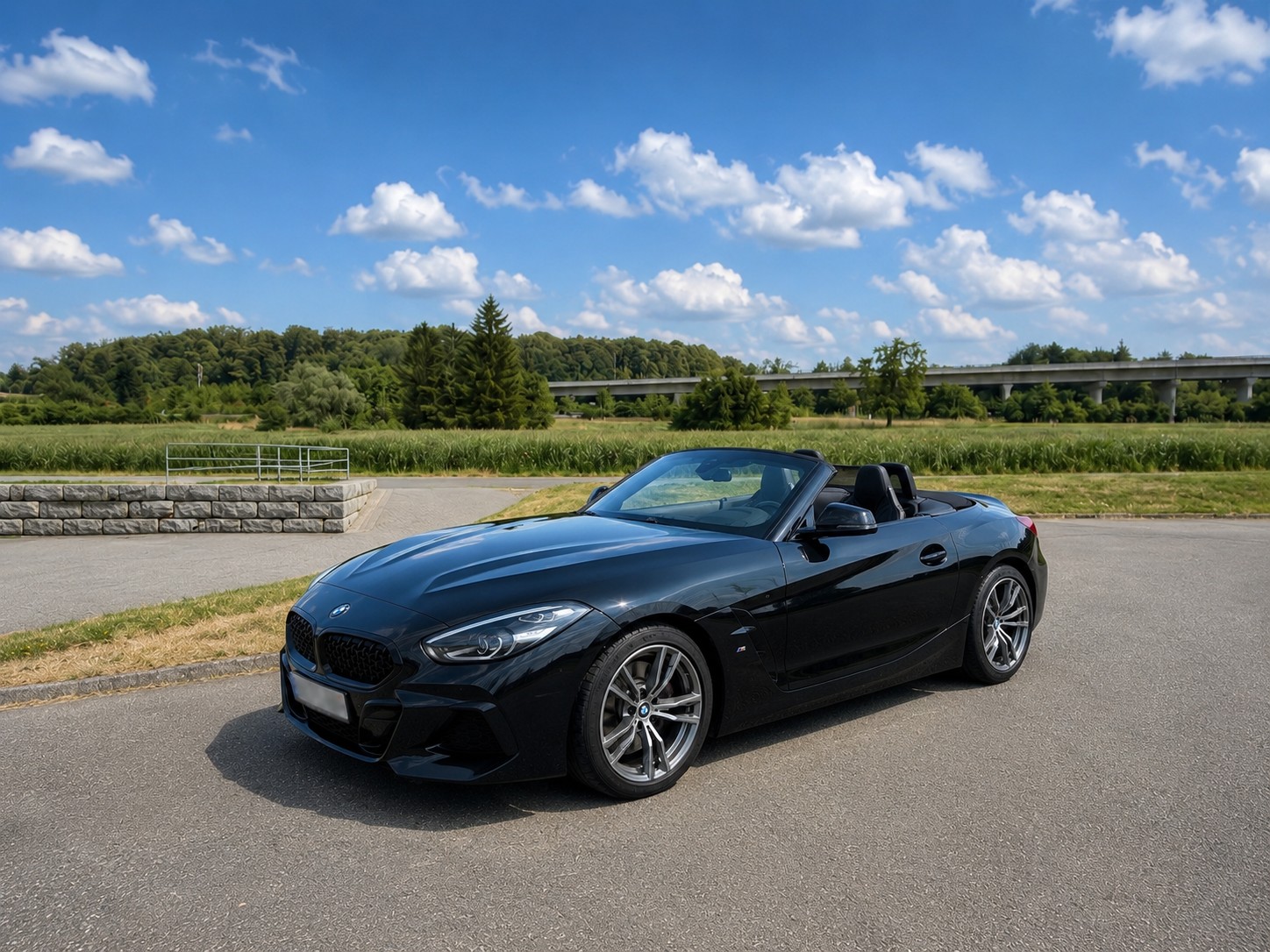 BMW BMW Z4 sDrive 20i M Sport Steptronic-image-0