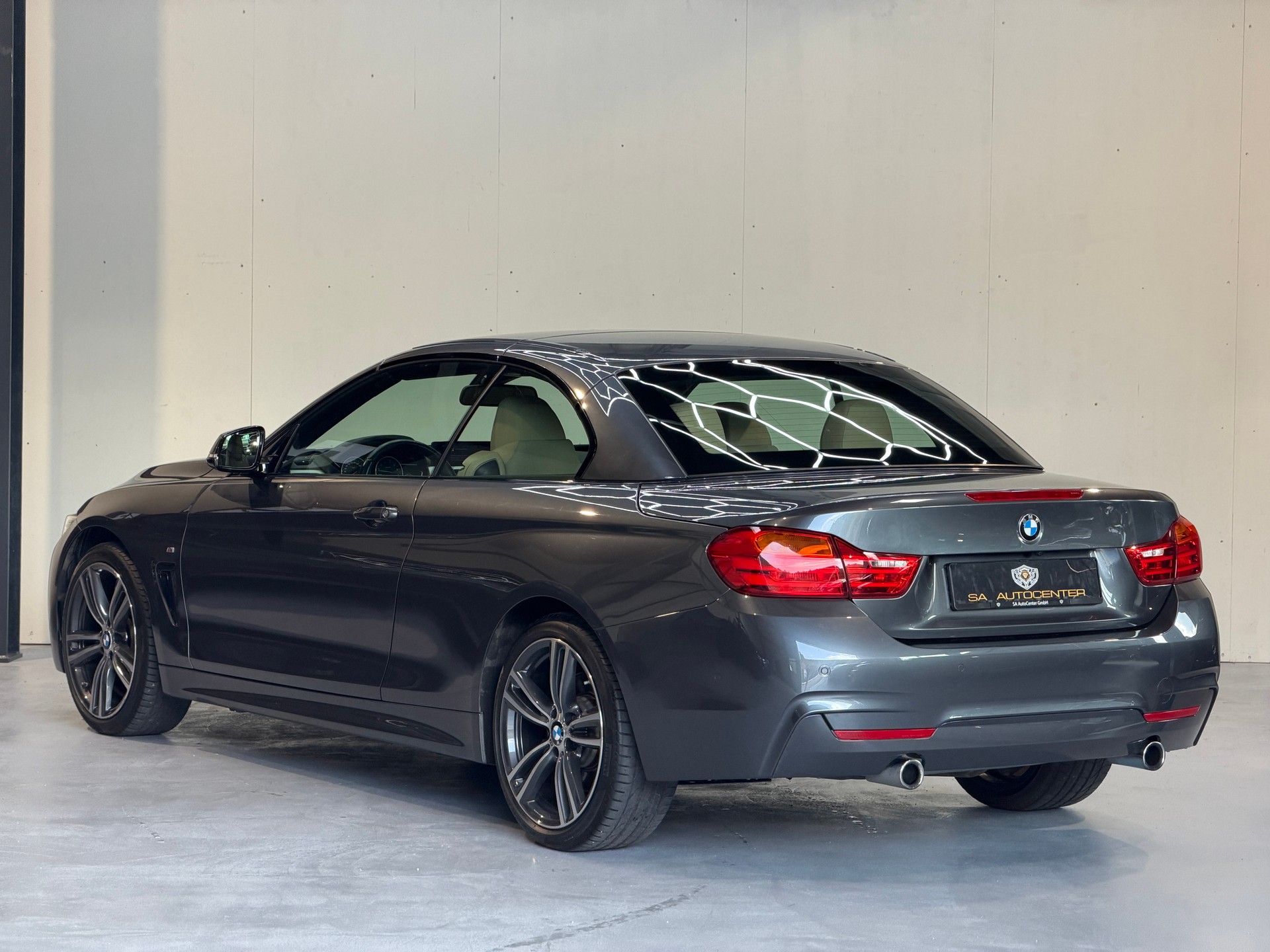 BMW 435i Cabriolet xDrive M-Sport Steptronic-image-8