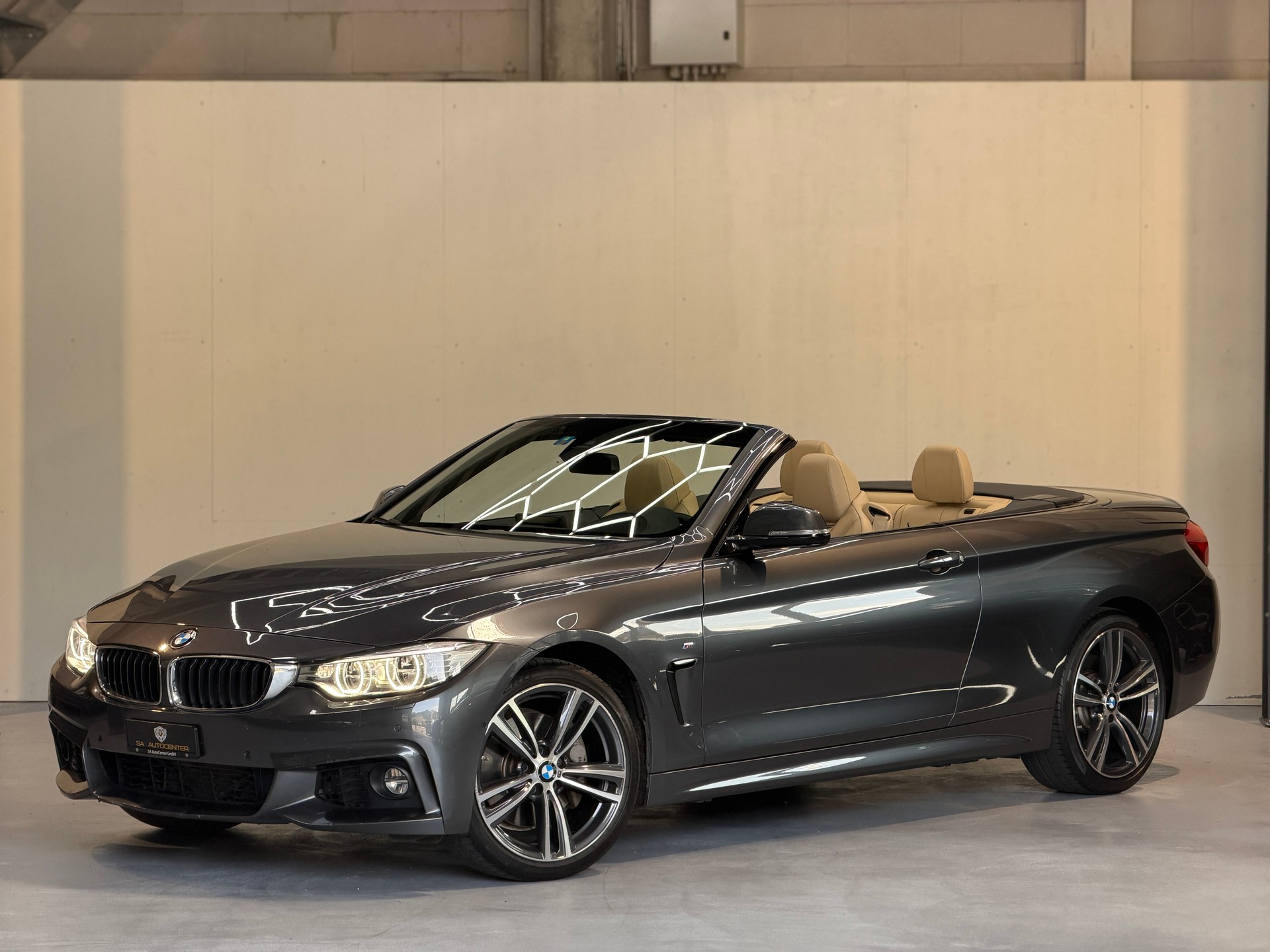 BMW 435i Cabriolet xDrive M-Sport Steptronic-image-0