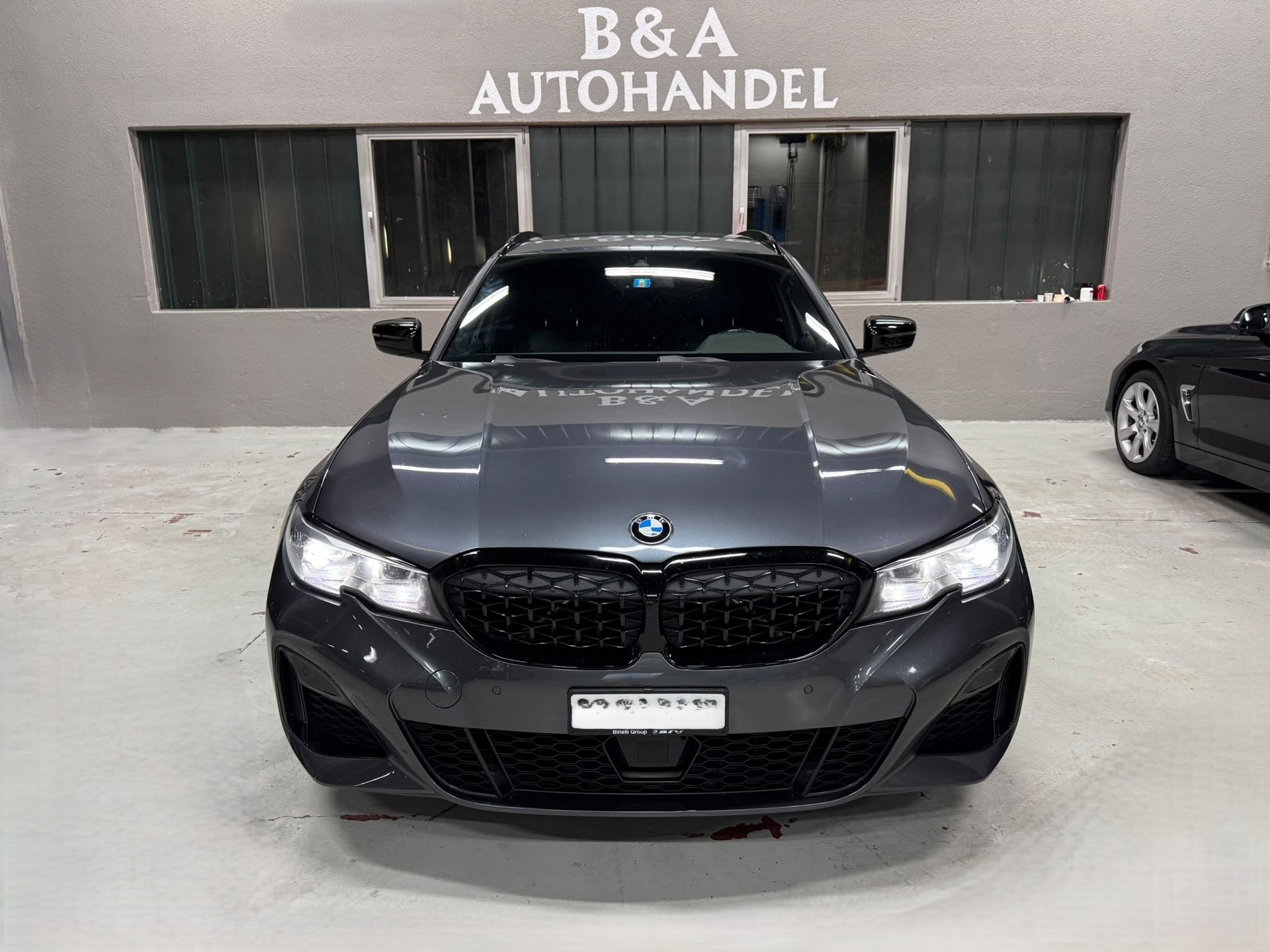BMW M340d xDrive 48V Touring Steptronic Sport-image-1