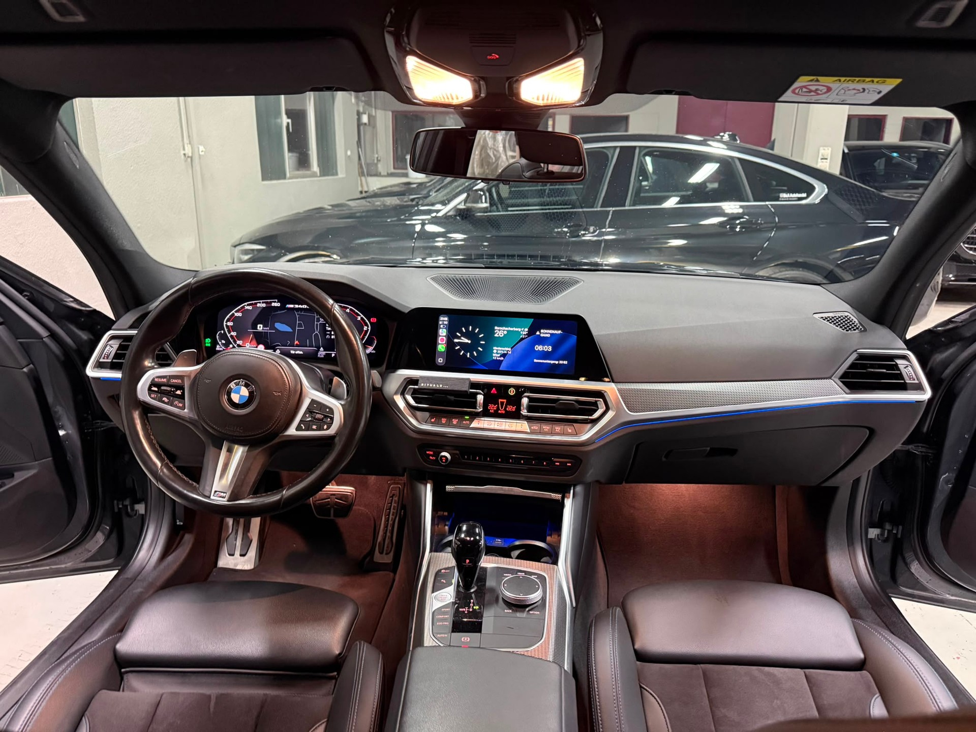 BMW M340d xDrive 48V Touring Steptronic Sport-image-10