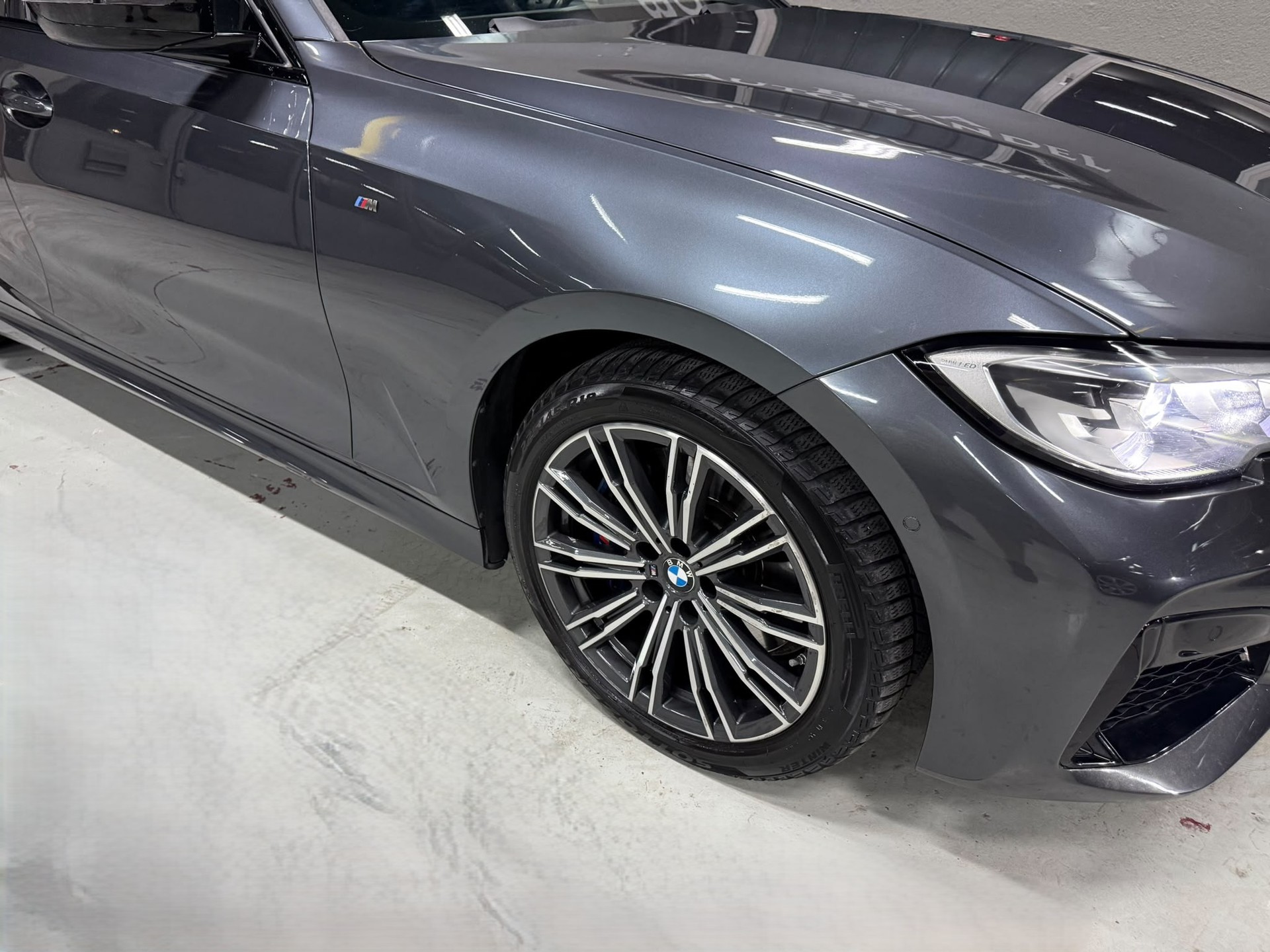 BMW M340d xDrive 48V Touring Steptronic Sport-image-6
