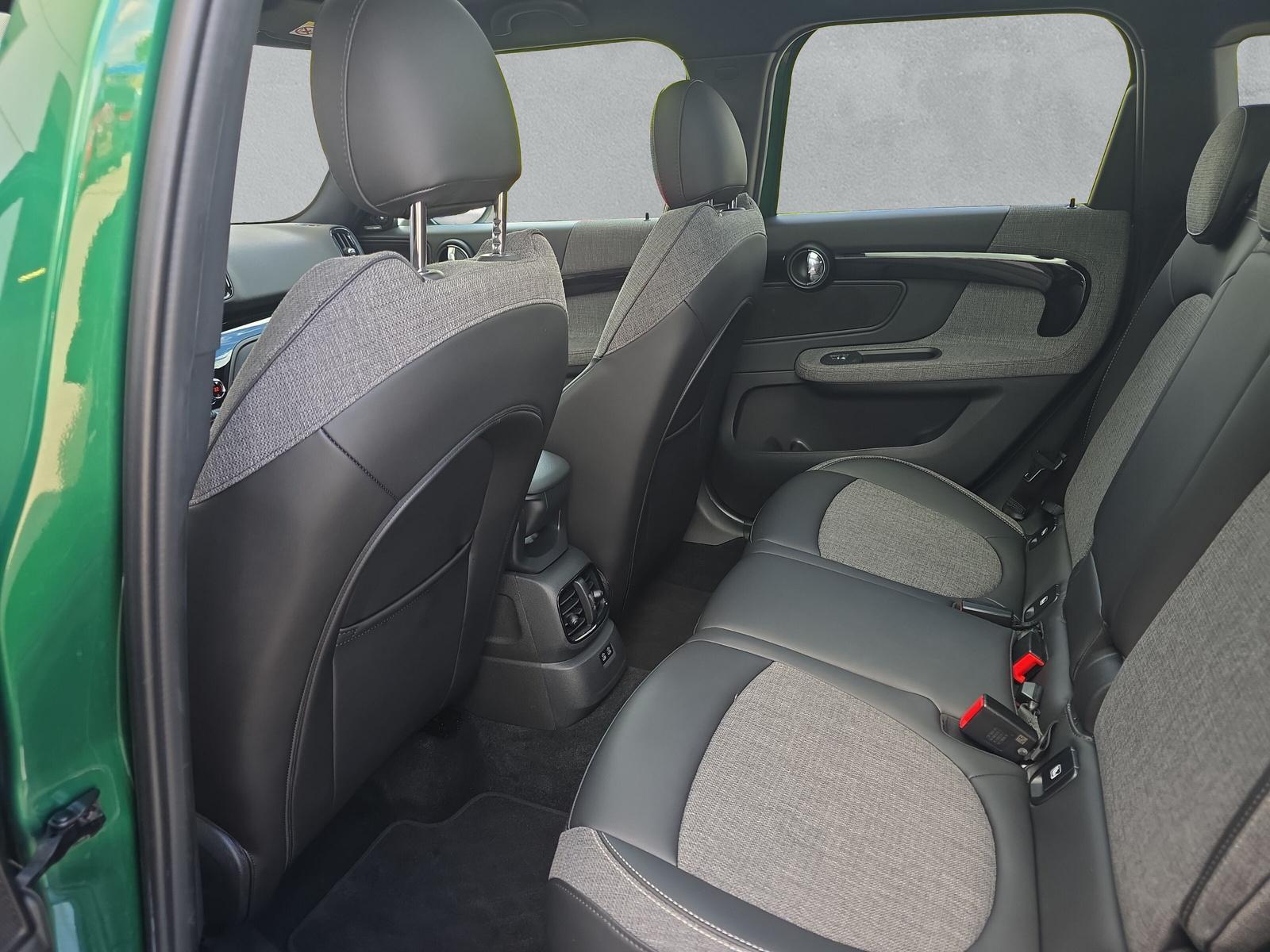 MINI Countryman S ALL4 F60 2.0i (CH)-image-11