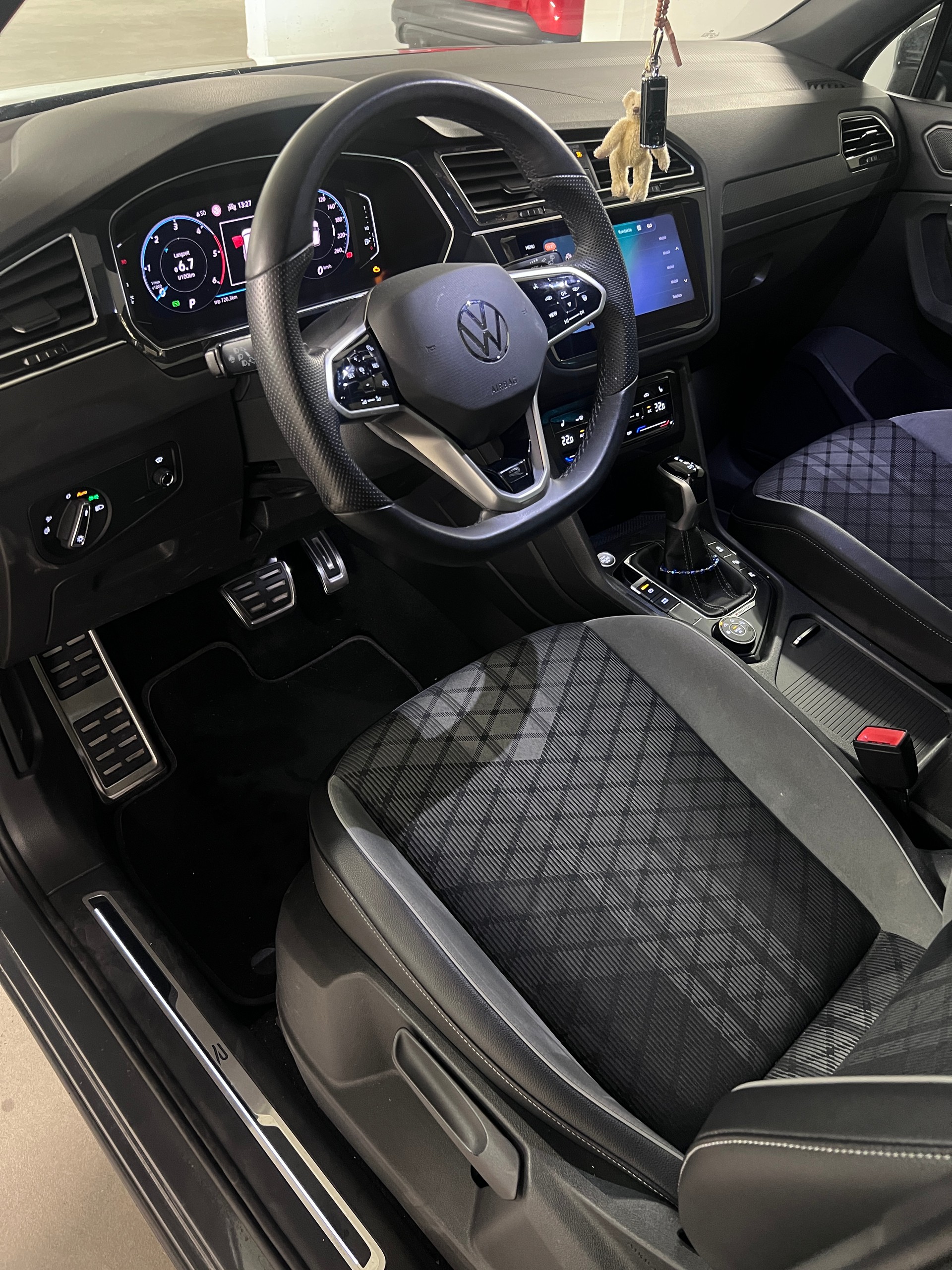 VW 2.0 TDI SCR R-Line SELECTION DSG-image-12