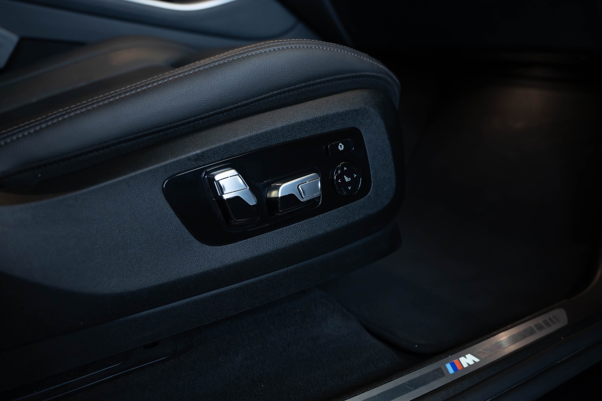 BMW X5 xDrive 30d Steptronic-image-37