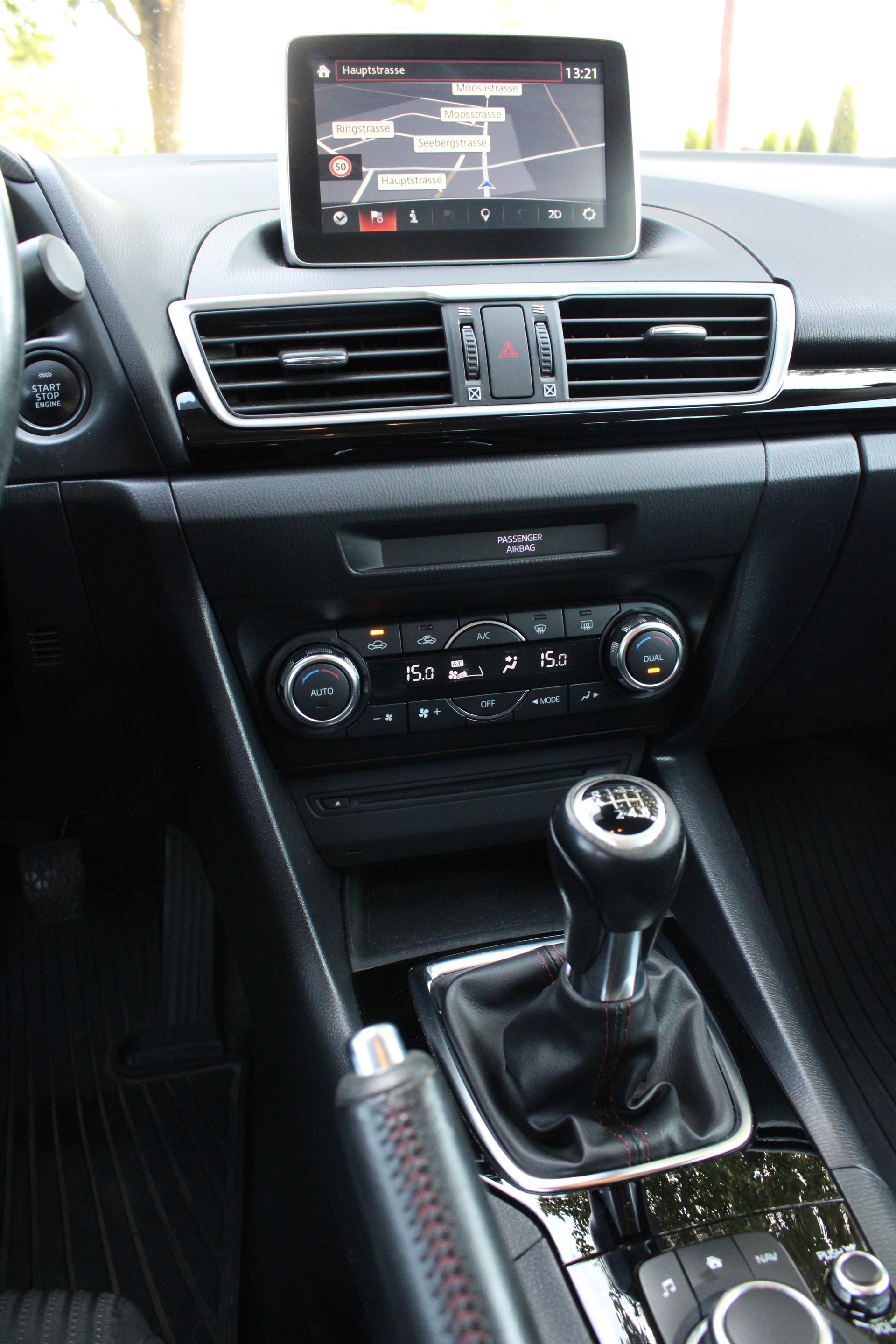 MAZDA 3 SKYACTIV-G 120 Ambition Plus-image-14