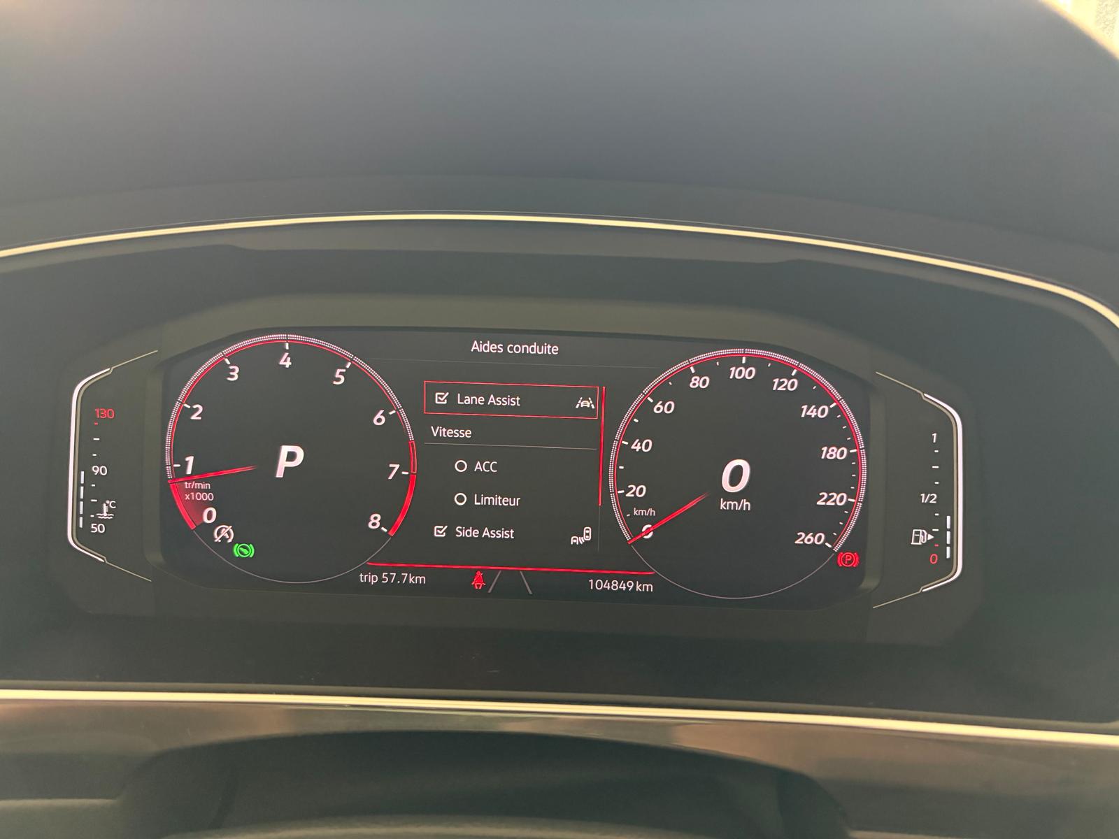 VW Tiguan 2.0TSI R-Line 4Motion DSG - Attelage - Toit ouvrant - Caméra - DCC-image-20