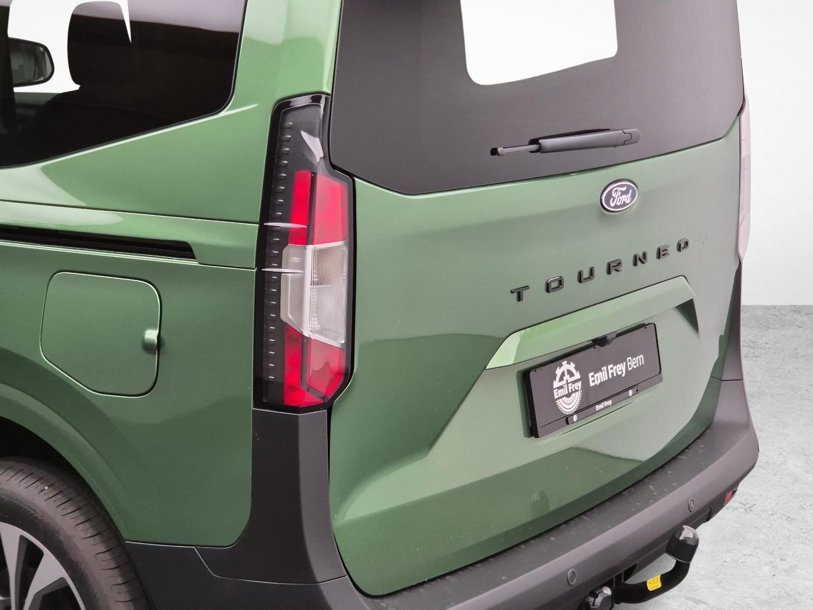 FORD Tourneo Courier 1.0 EcoBoost Titanium-image-16