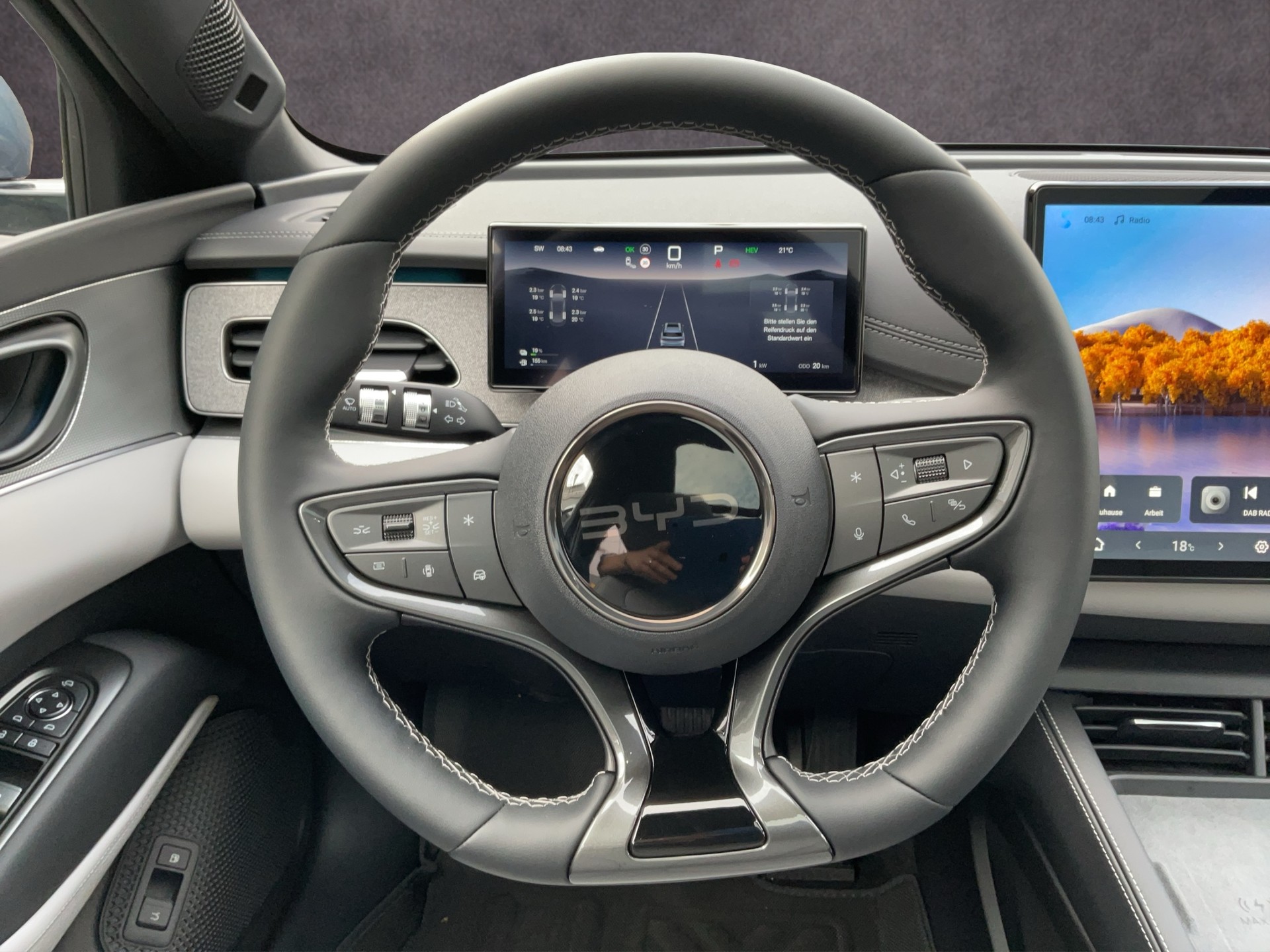BYD Seal 6 DM-i Touring Comfort-image-14