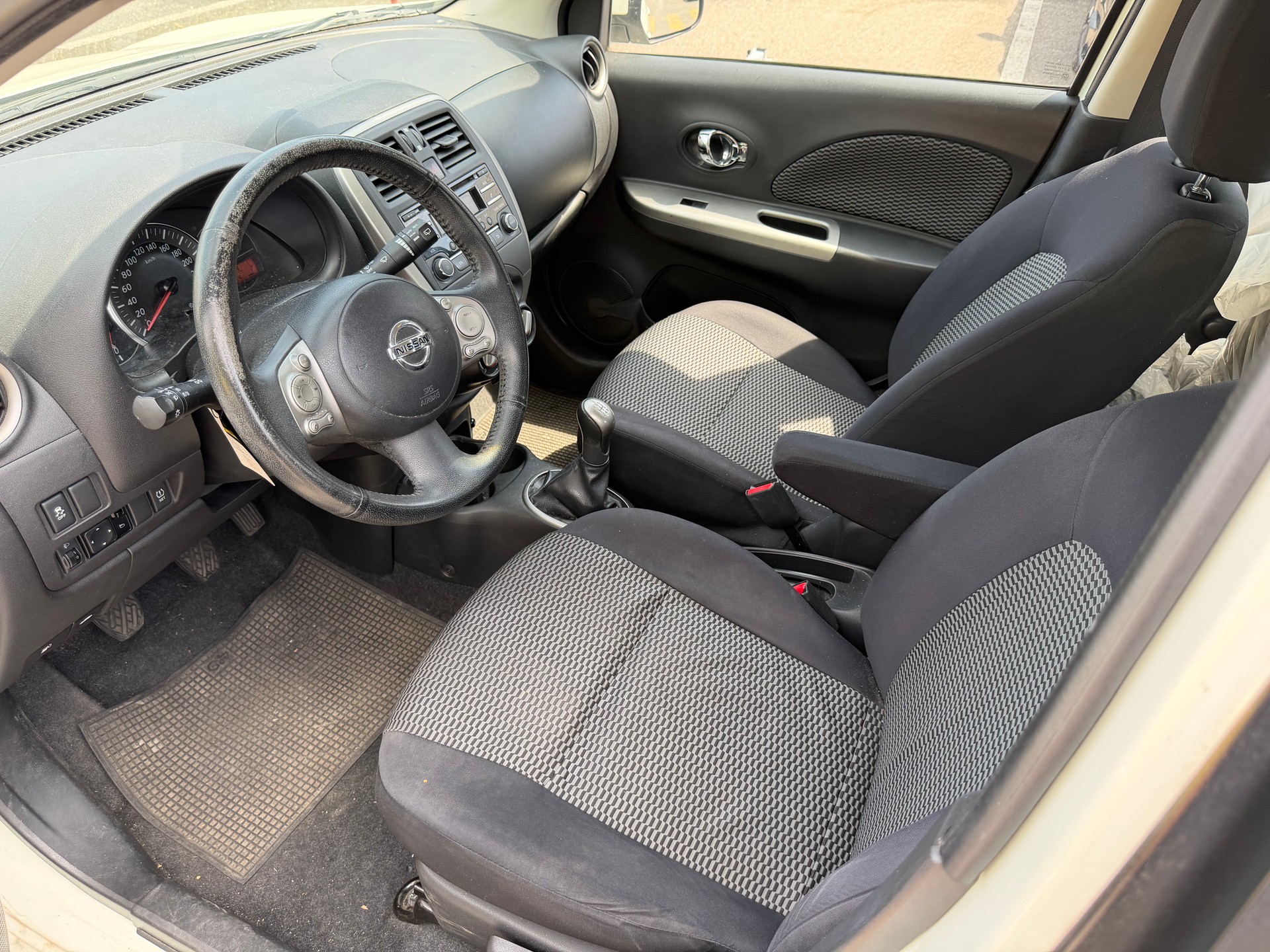 NISSAN Micra 1.2 tekna-image-6