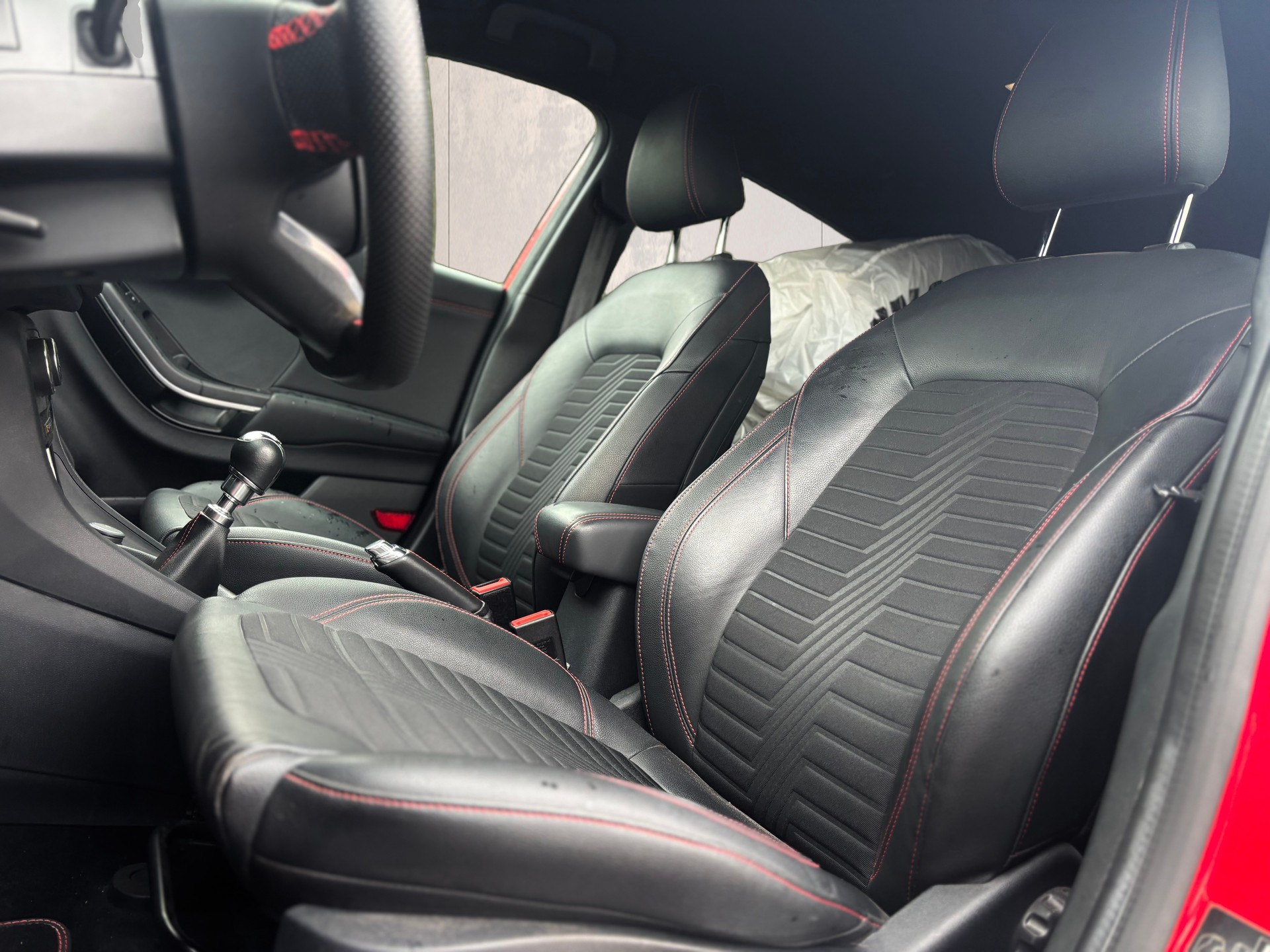 FORD Puma 1.0 MHEV ST-Line-image-6