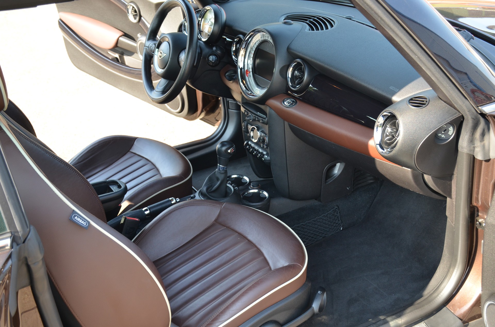 MINI Cooper S Cabriolet Steptronic-image-26