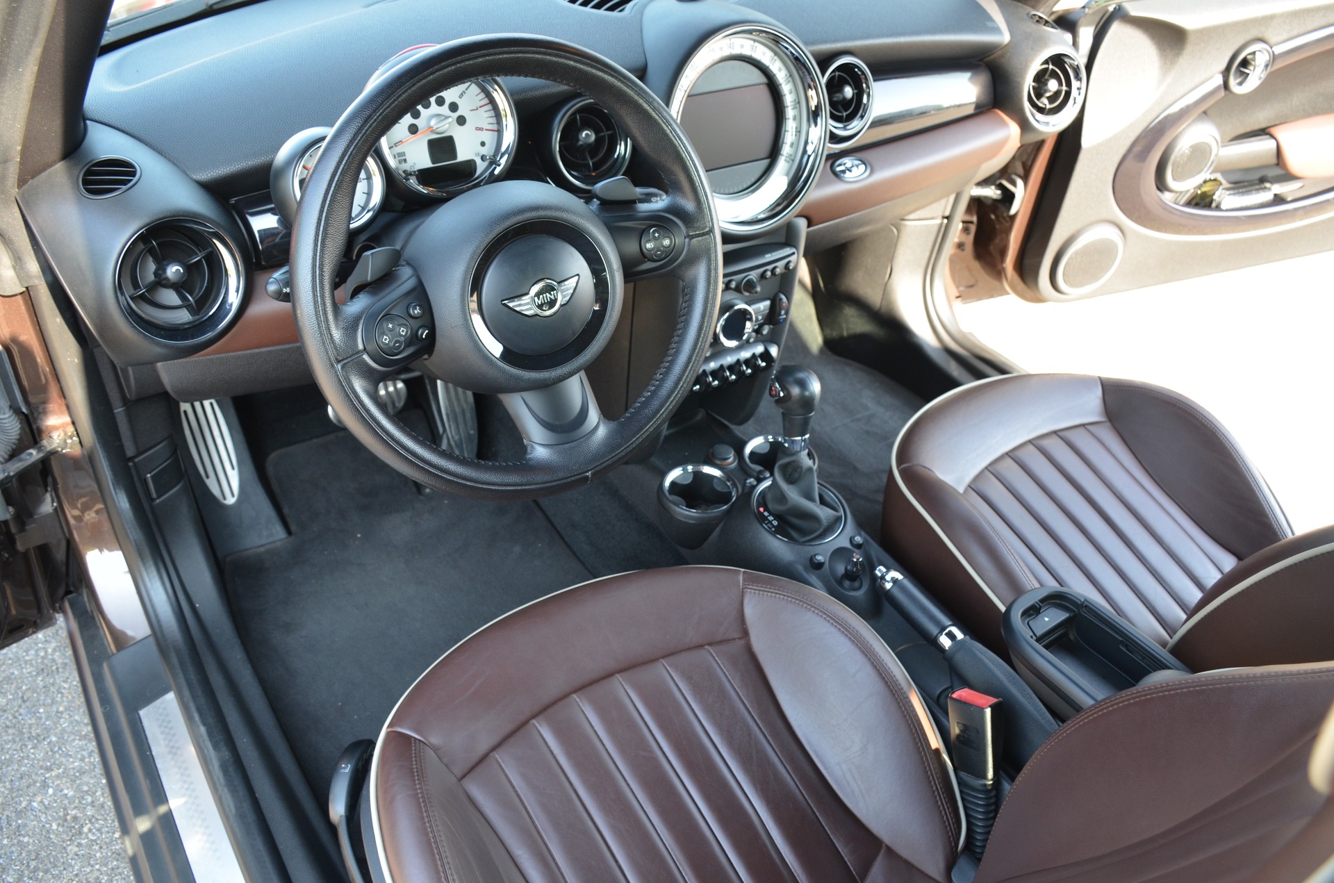 MINI Cooper S Cabriolet Steptronic-image-24