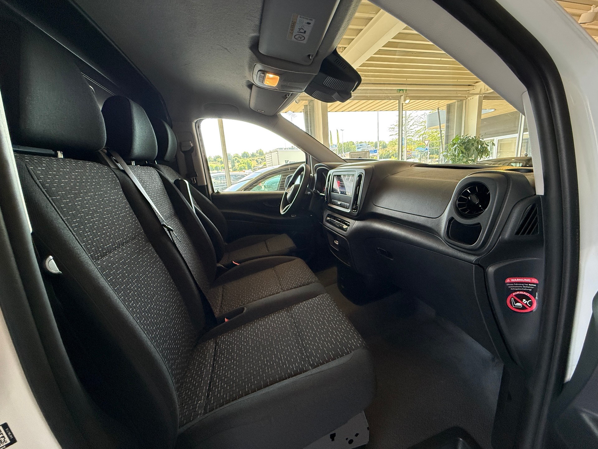 MERCEDES-BENZ Vito 116 CDI Lang Pro 9G-Tronic ***HERSTELLERGARANITE & GRATIS-SERVICE***-image-11