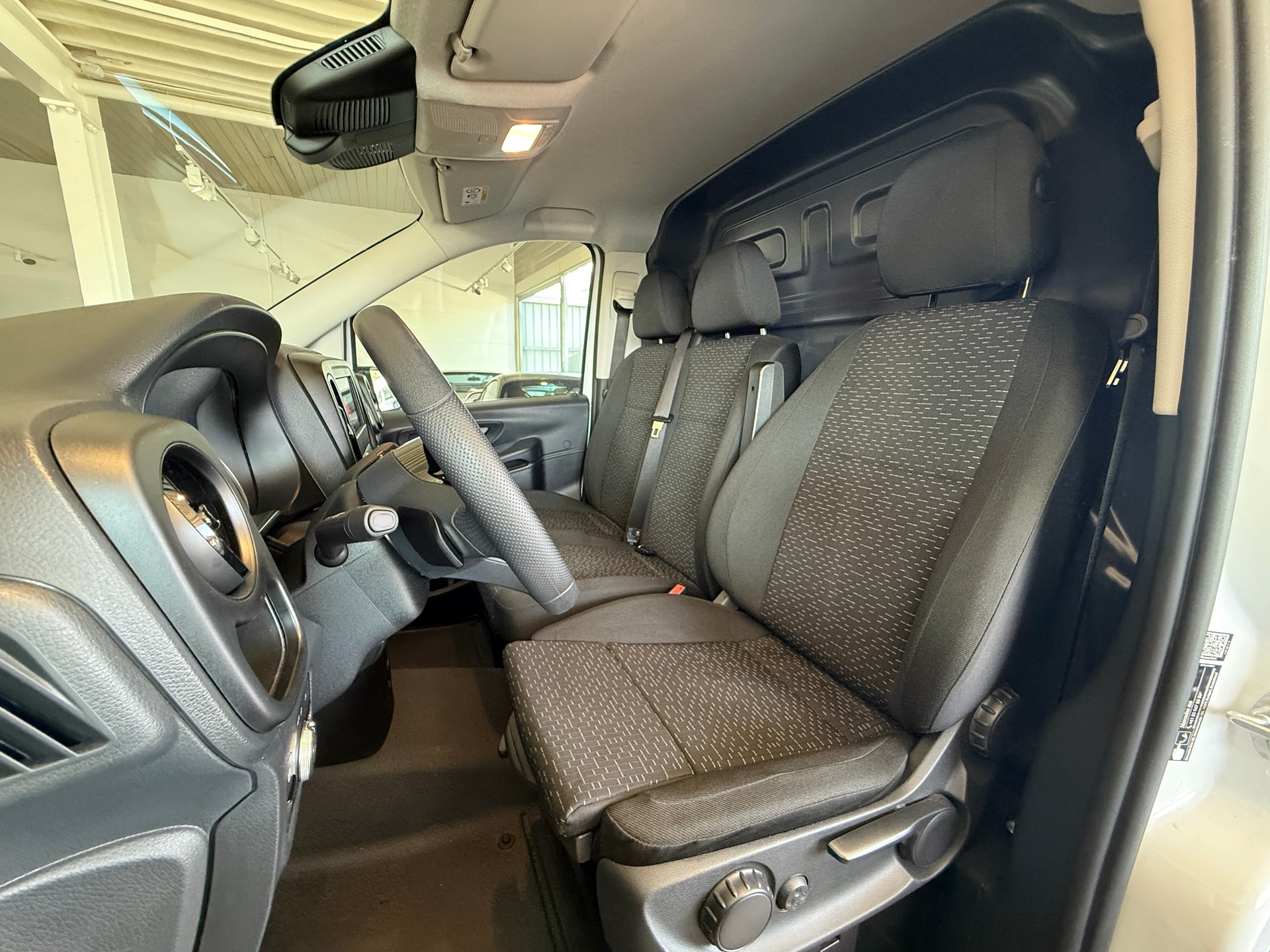 MERCEDES-BENZ Vito 116 CDI Lang Pro 9G-Tronic ***HERSTELLERGARANITE & GRATIS-SERVICE***-image-12