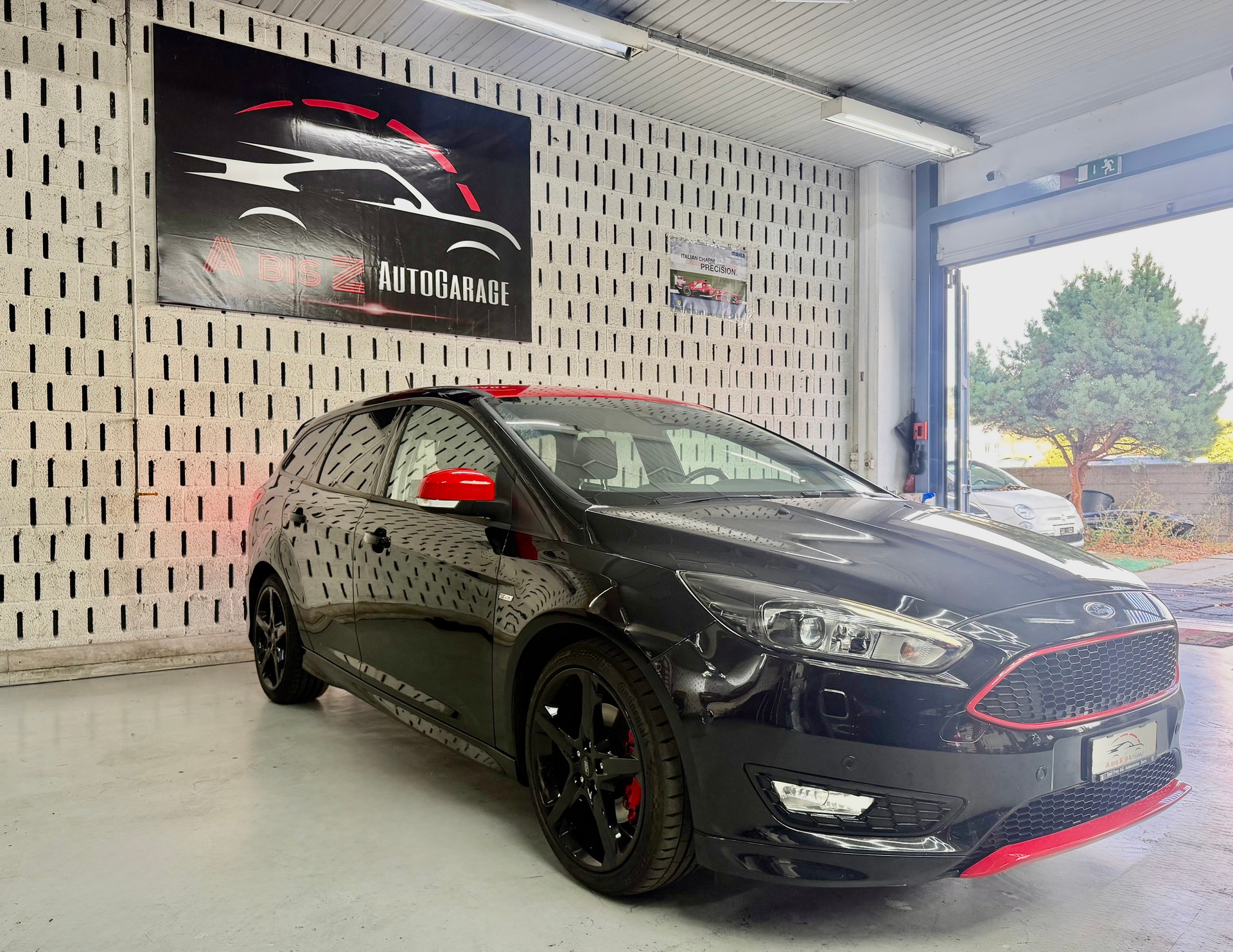 FORD Focus 1.5 SCTi ST Line-image-2