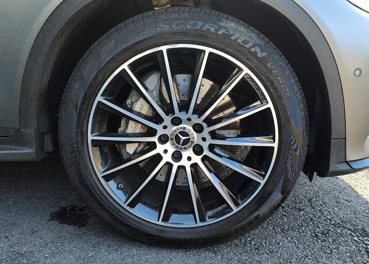 MERCEDES-BENZ GLC 250 AMG Line 4Matic 9G-Tronic-image-8